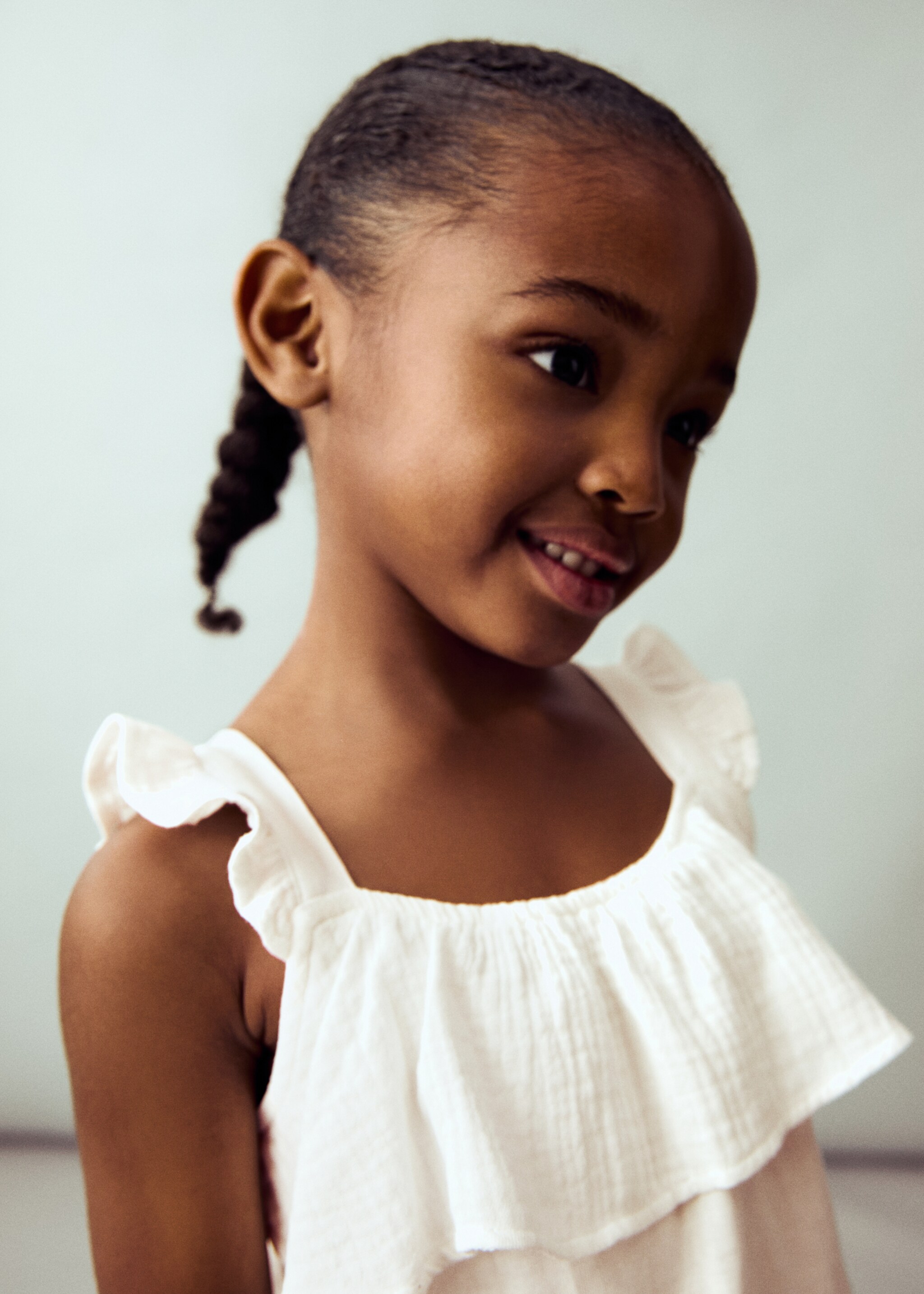 Ruffle textured T-shirt - Details of the article 1, Off White. Ref: 87027700-00.