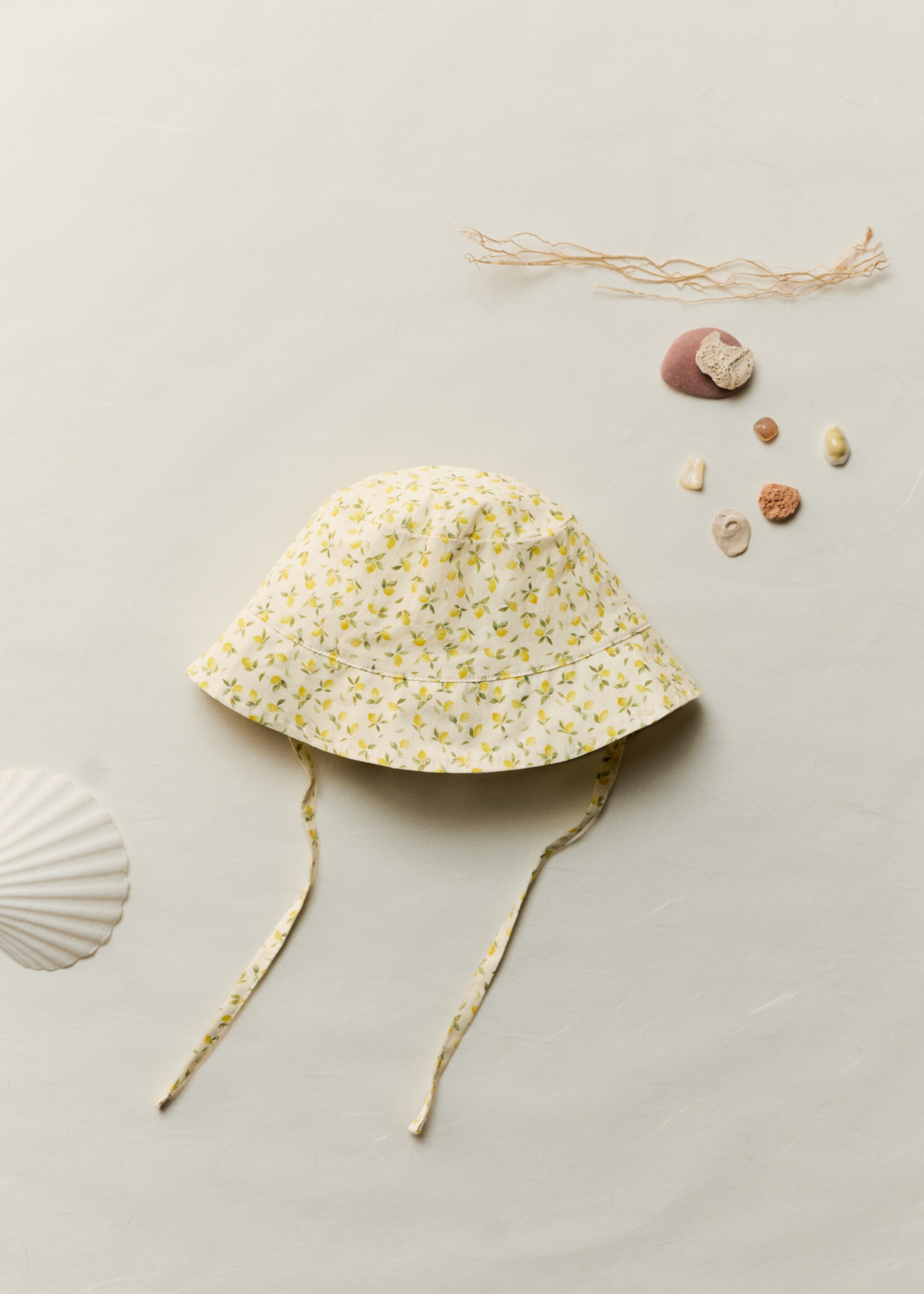 Cotton bucket hat - Details of the article 5, Pastel Green. Ref: 87027707-00.