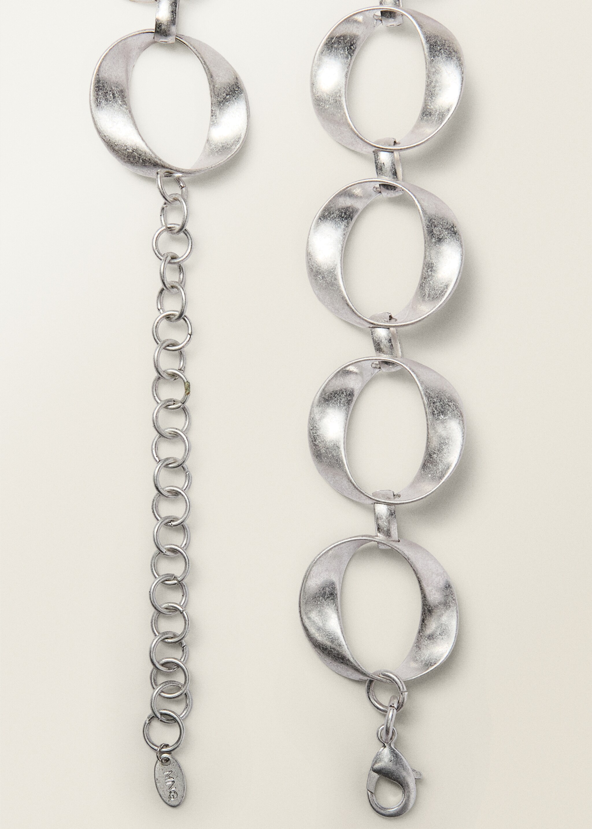Cinturón aros metálicos - Detalle del artículo 1, Plata. Ref: 87027713-00.