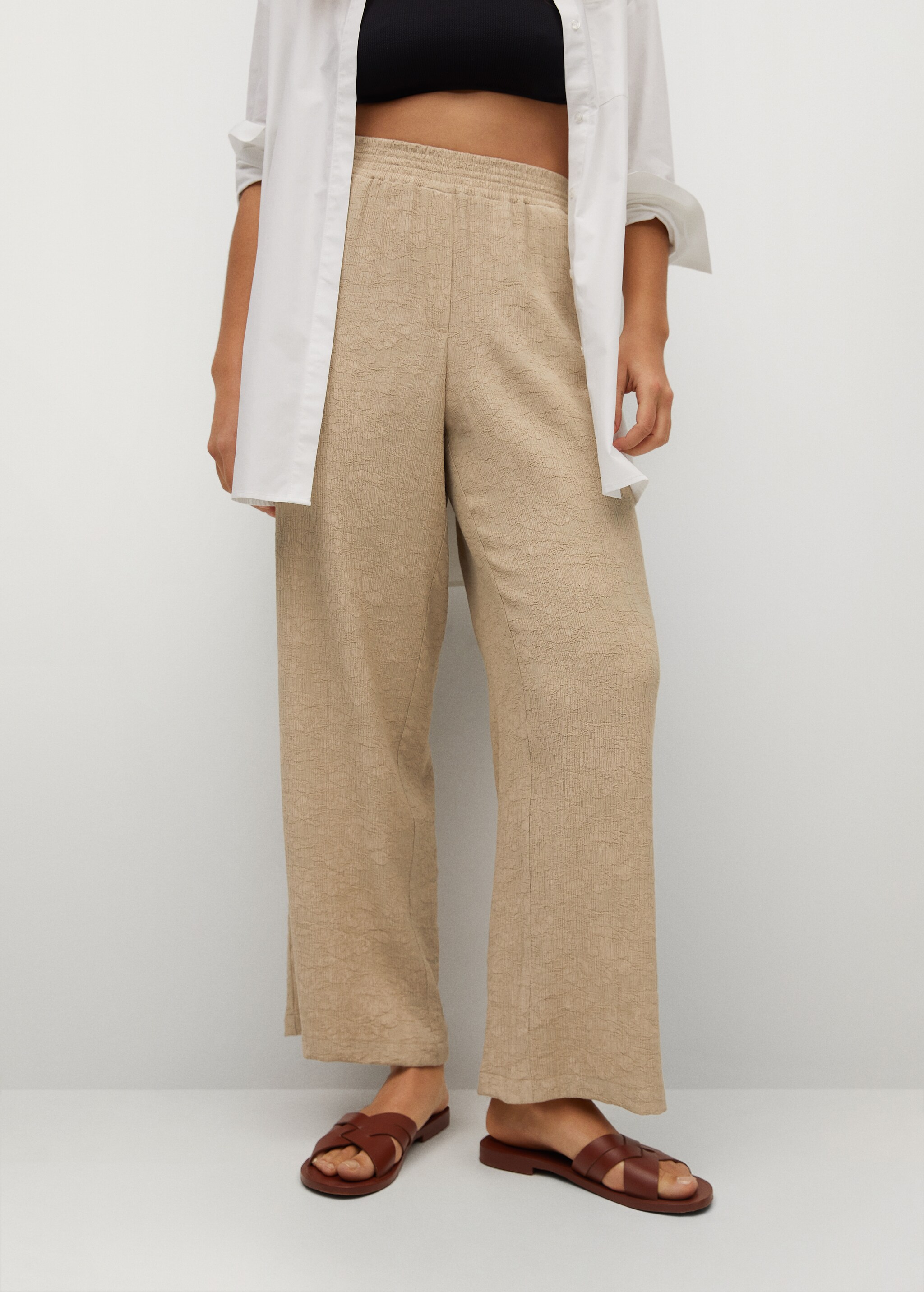 Textured flowy trousers - Medium plane