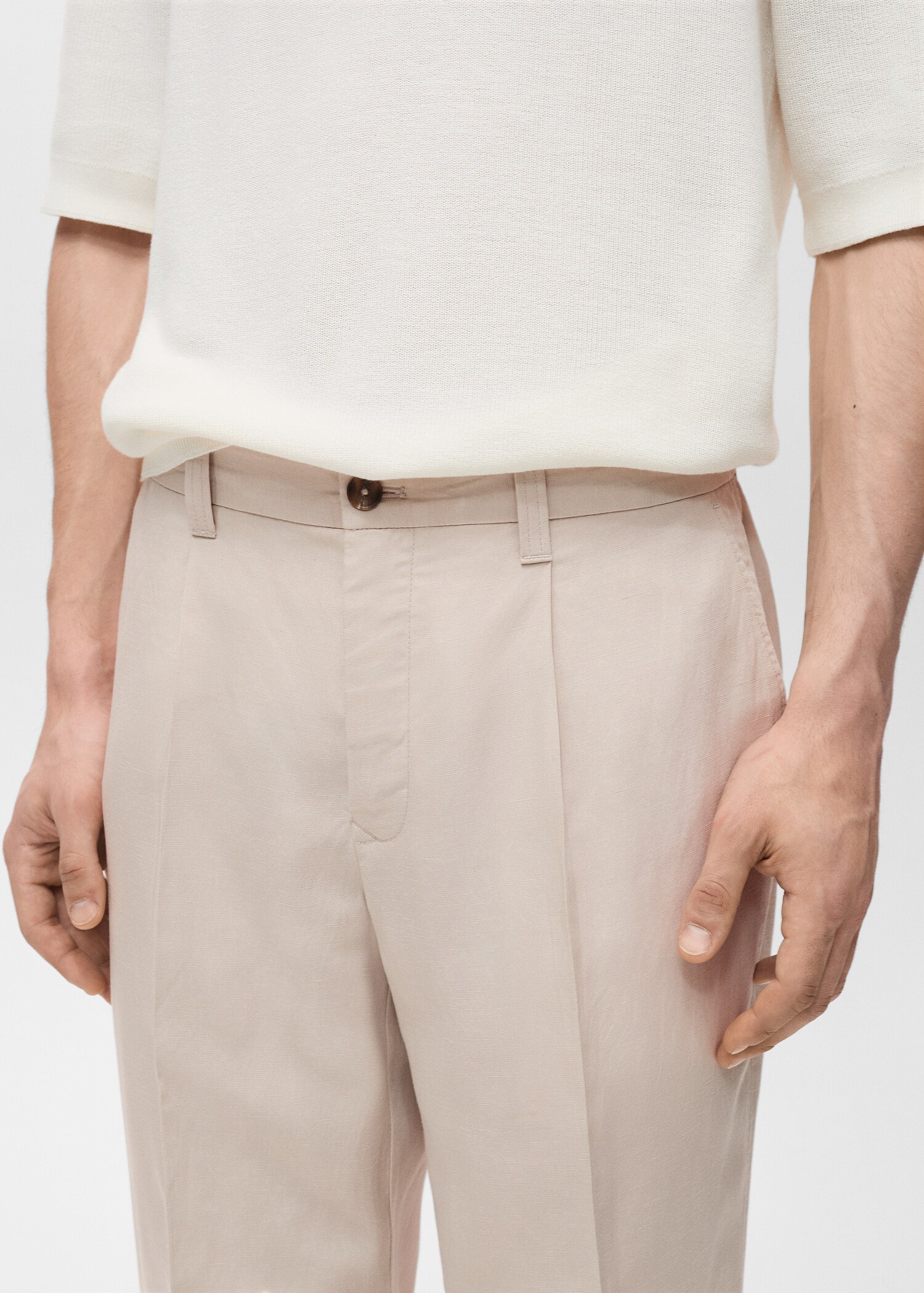 Slim fit linen trousers - Details of the article 1