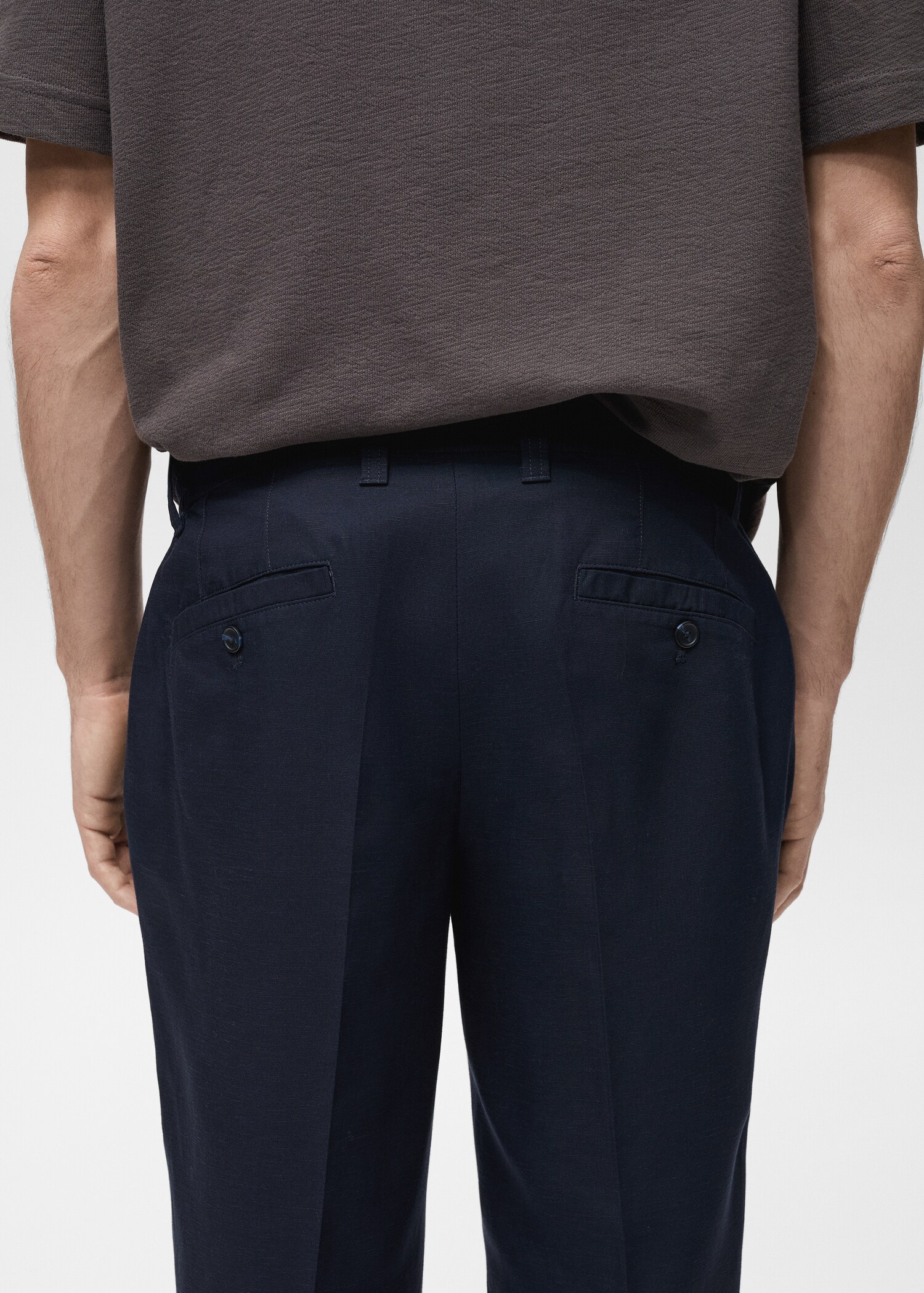 Slim fit linen trousers - Details of the article 6