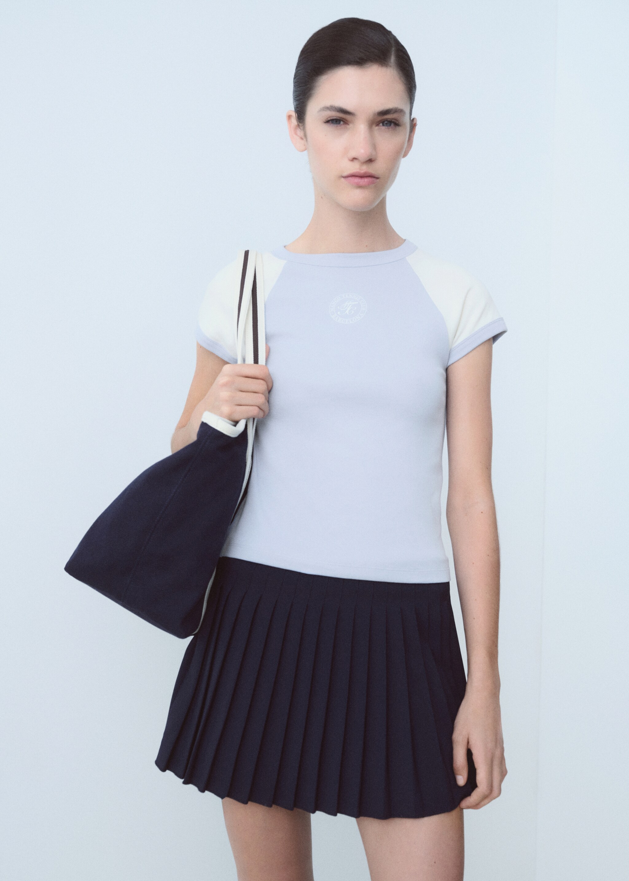 Cotton t-shirt with contrasting sleeves - Medium plane, Sky Blue. Ref: 87027909-00.