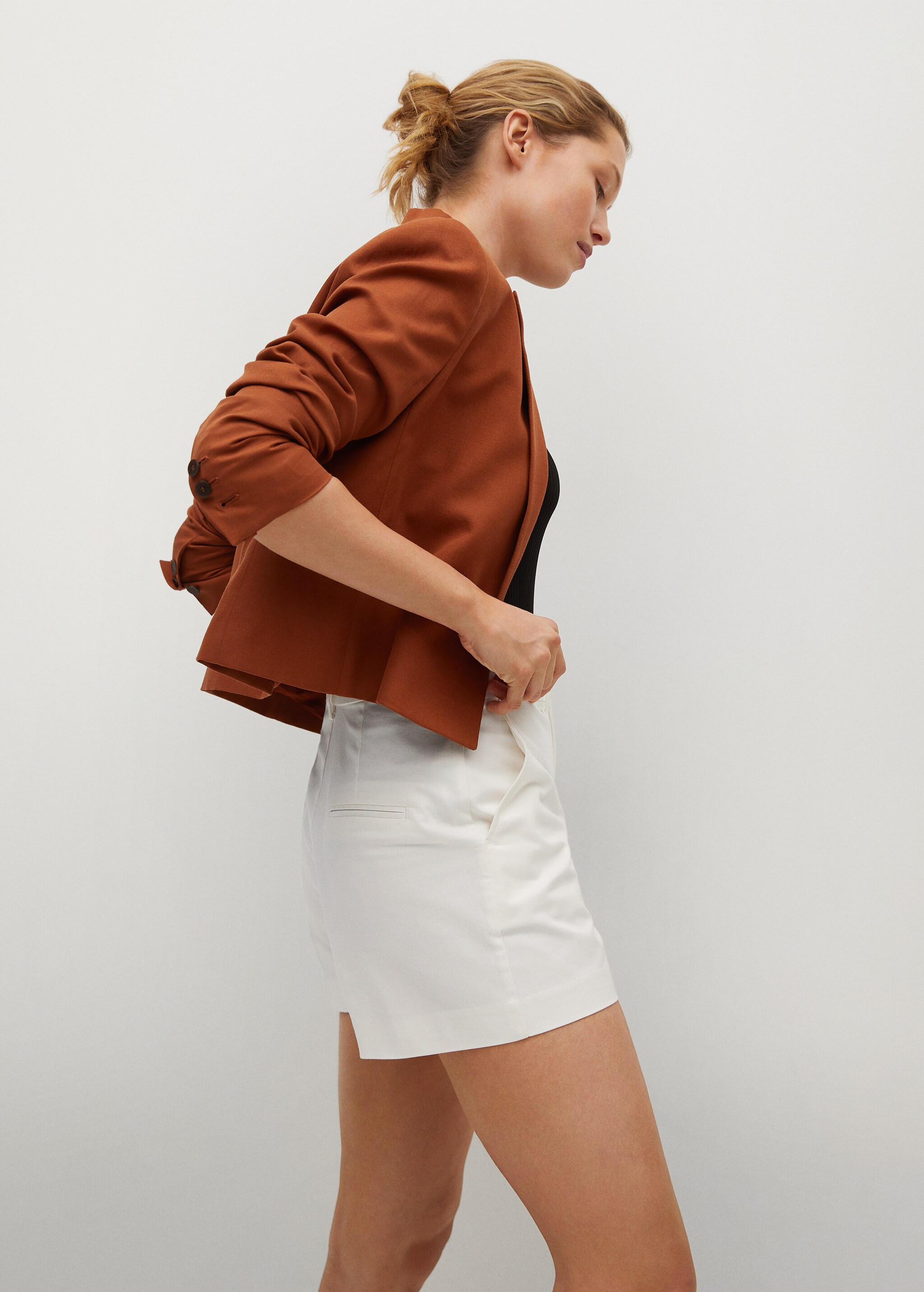 Pockets cotton shorts - Details of the article 1