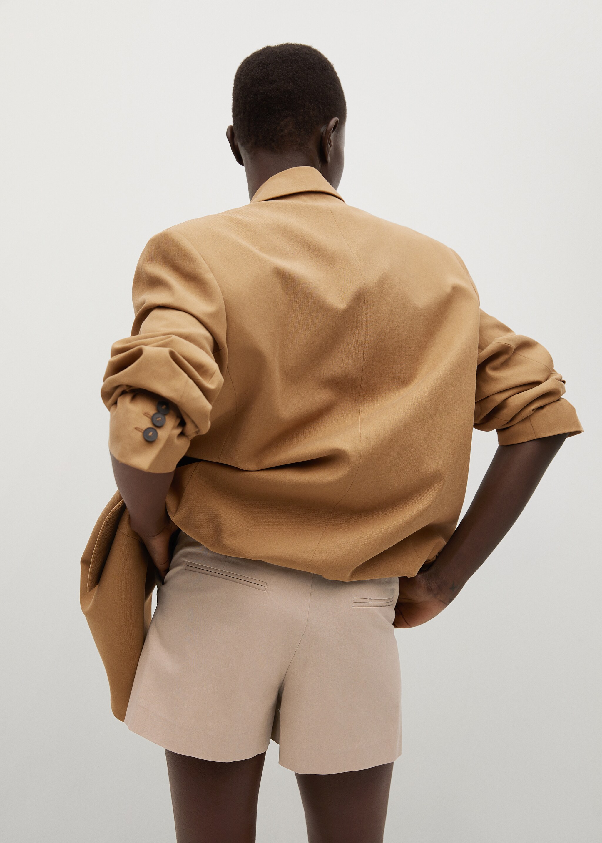 Pockets cotton shorts - Reverse of the article
