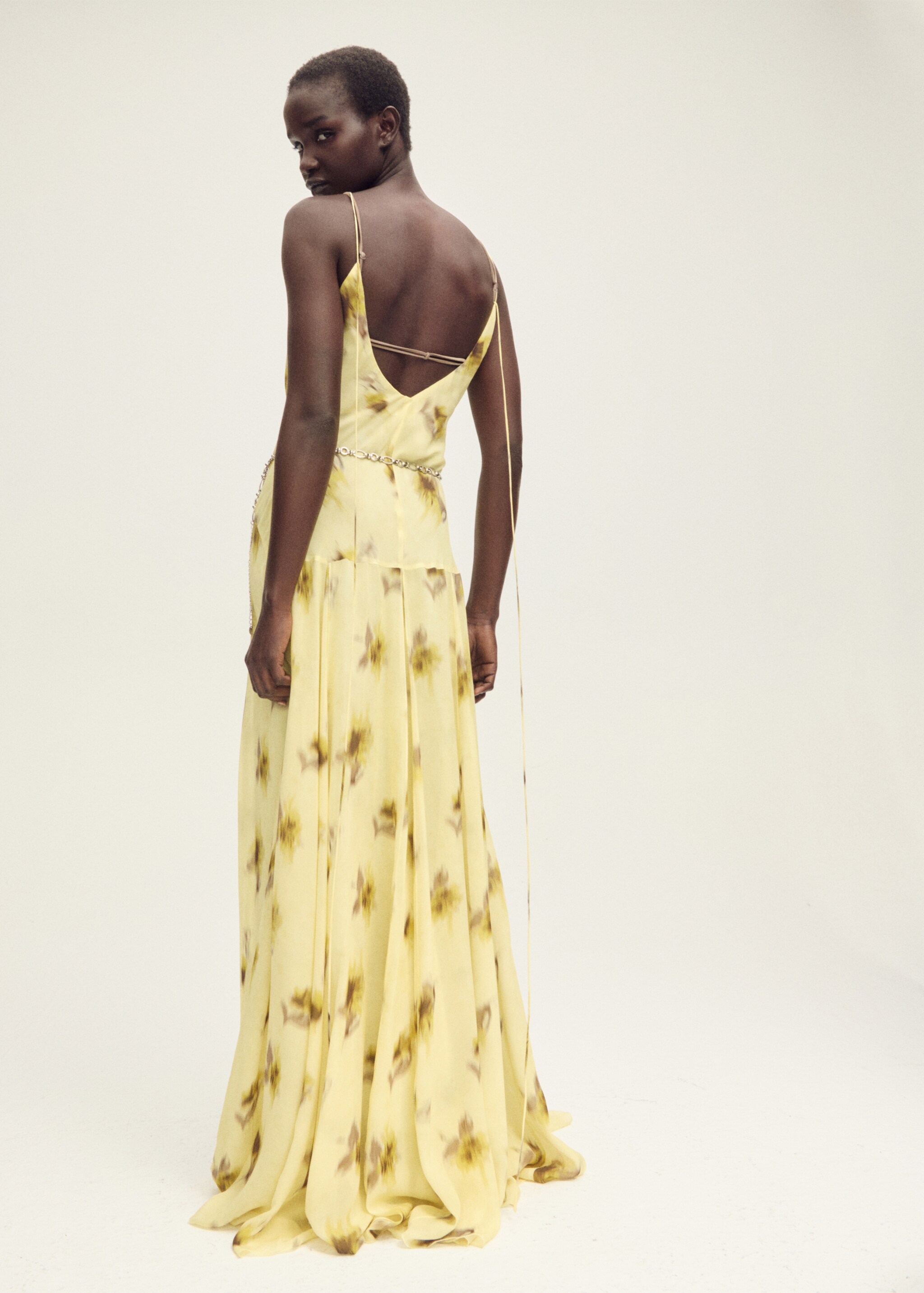 Long floral-print dress - Reverse of the article, Pastel Yellow. Ref: 87028277-00.