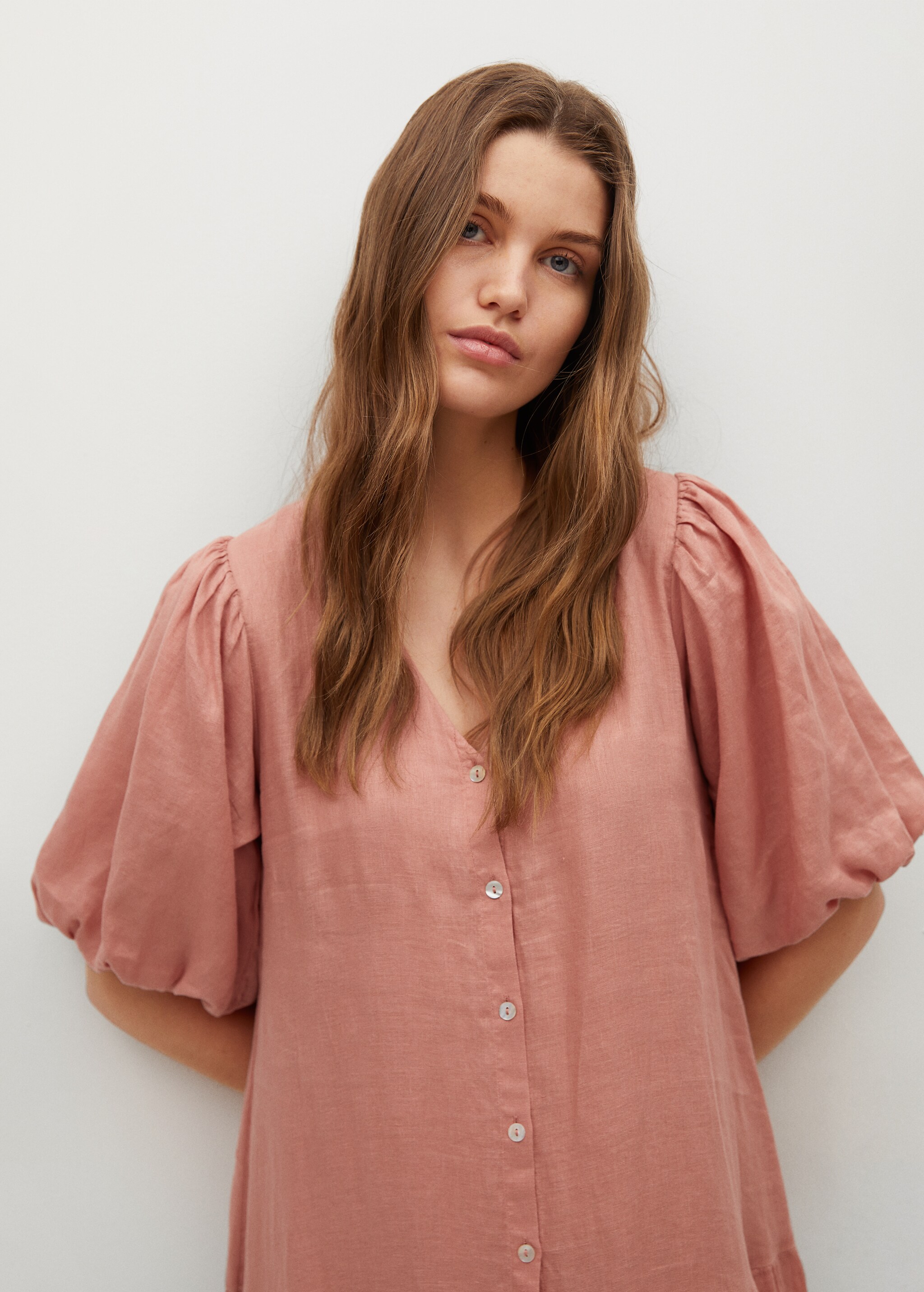 Vestido 100% lino - Plano medio