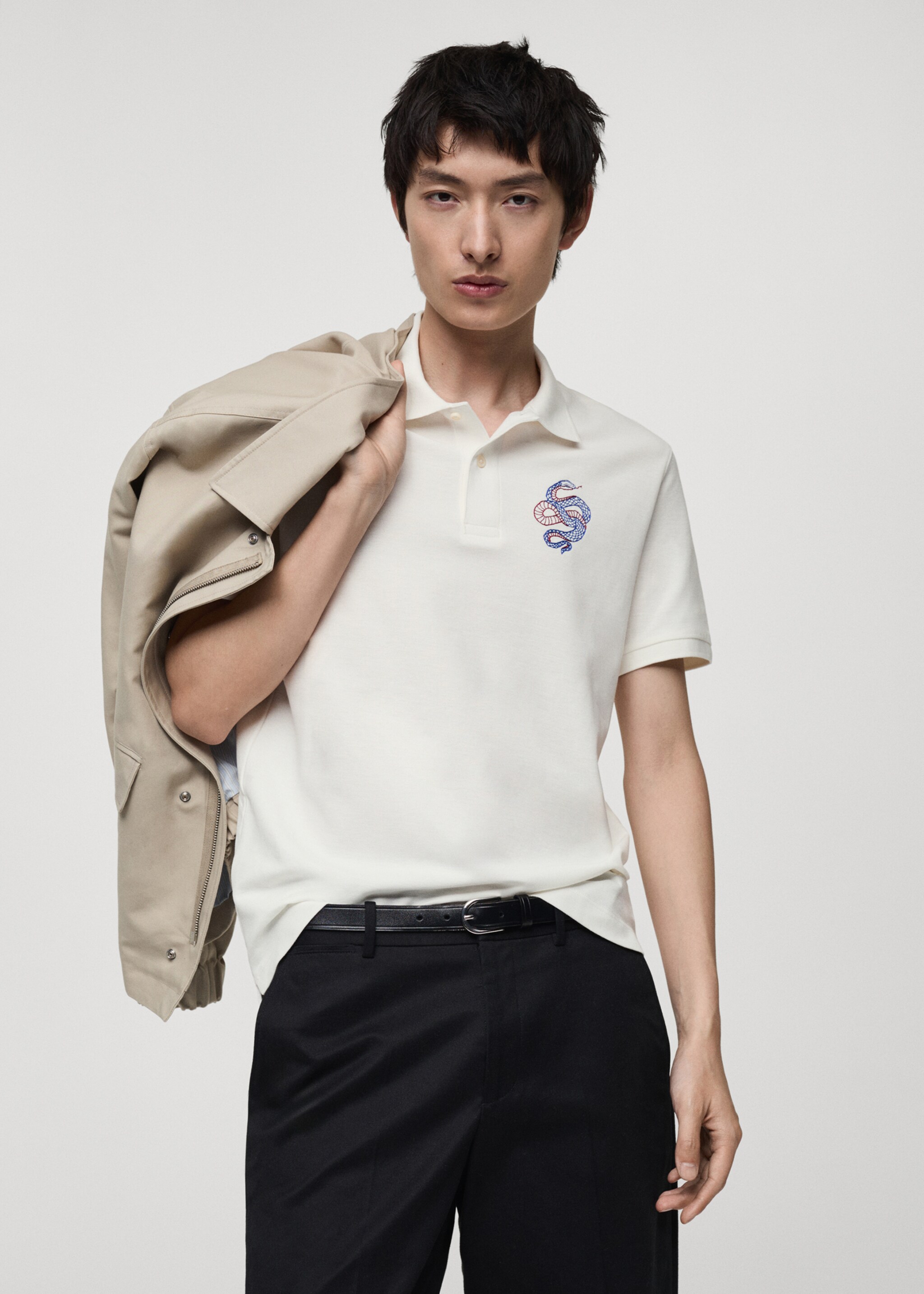 100% cotton polo shirt with embroidered graphic on the chest - Medium plane, White. Ref: 87030251-00.