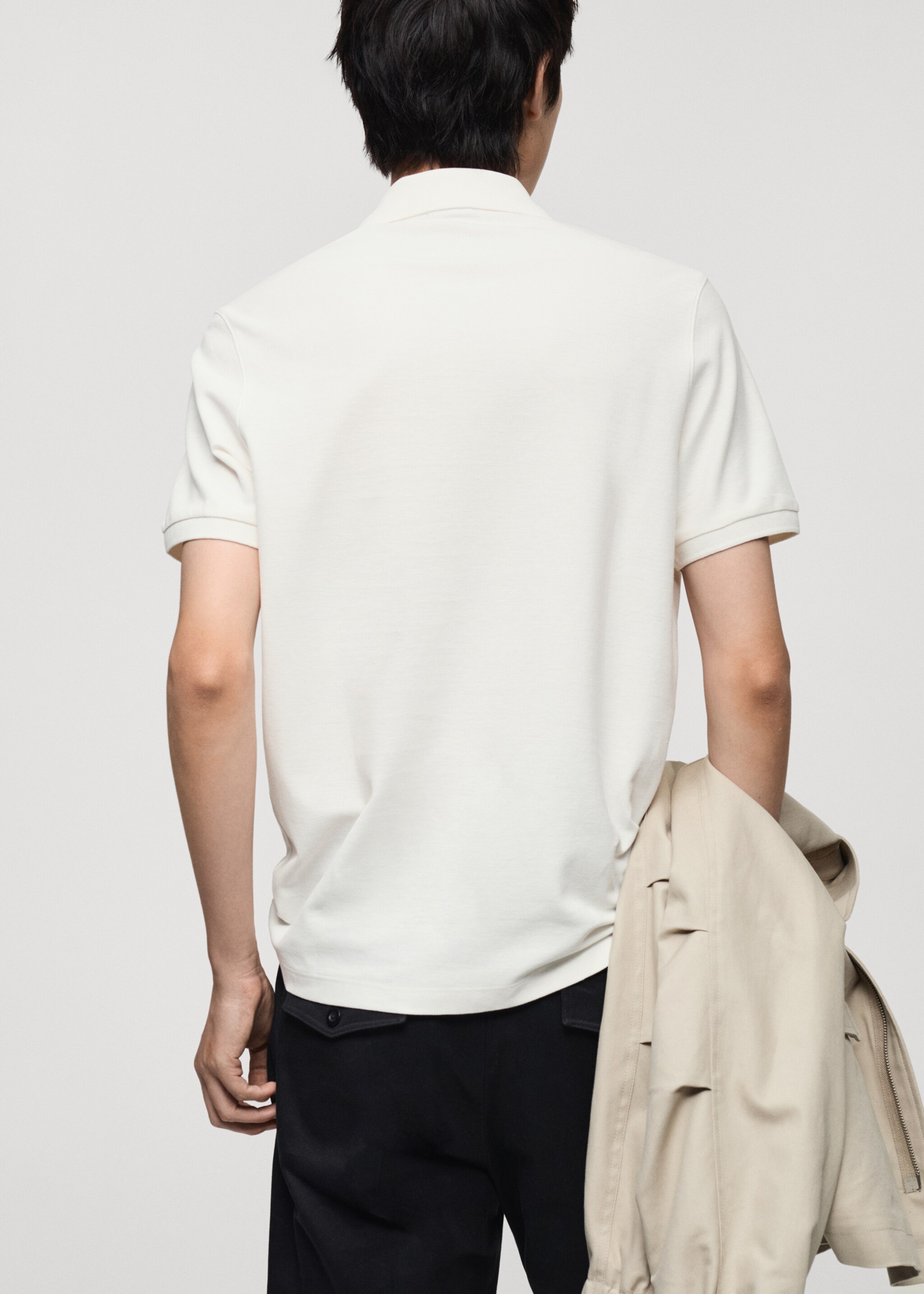 100% cotton polo shirt with embroidered graphic on the chest - Reverse of the article, White. Ref: 87030251-00.