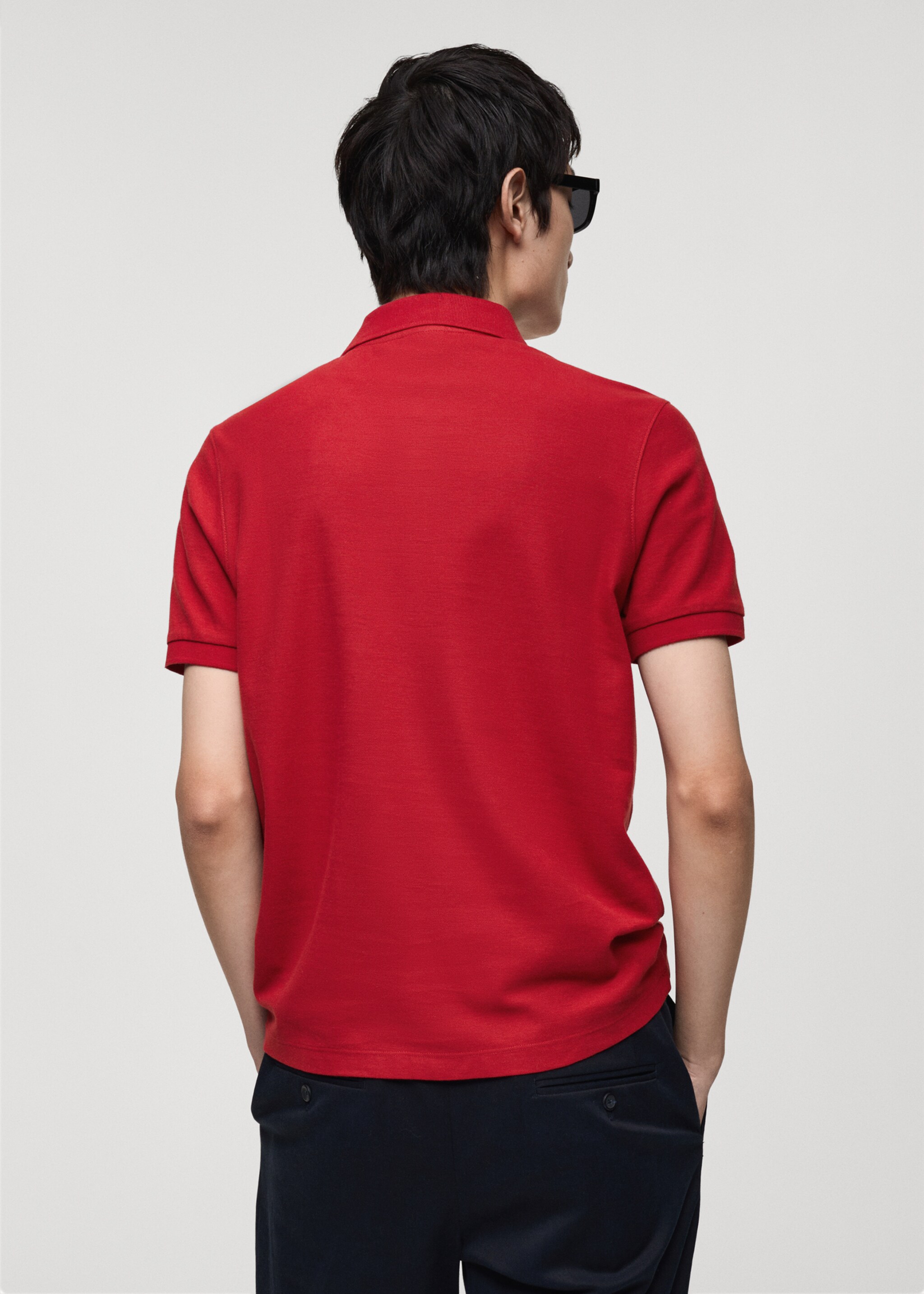 100% cotton polo shirt with embroidered graphic on the chest - Reverse of the article, Red. Ref: 87030251-00.