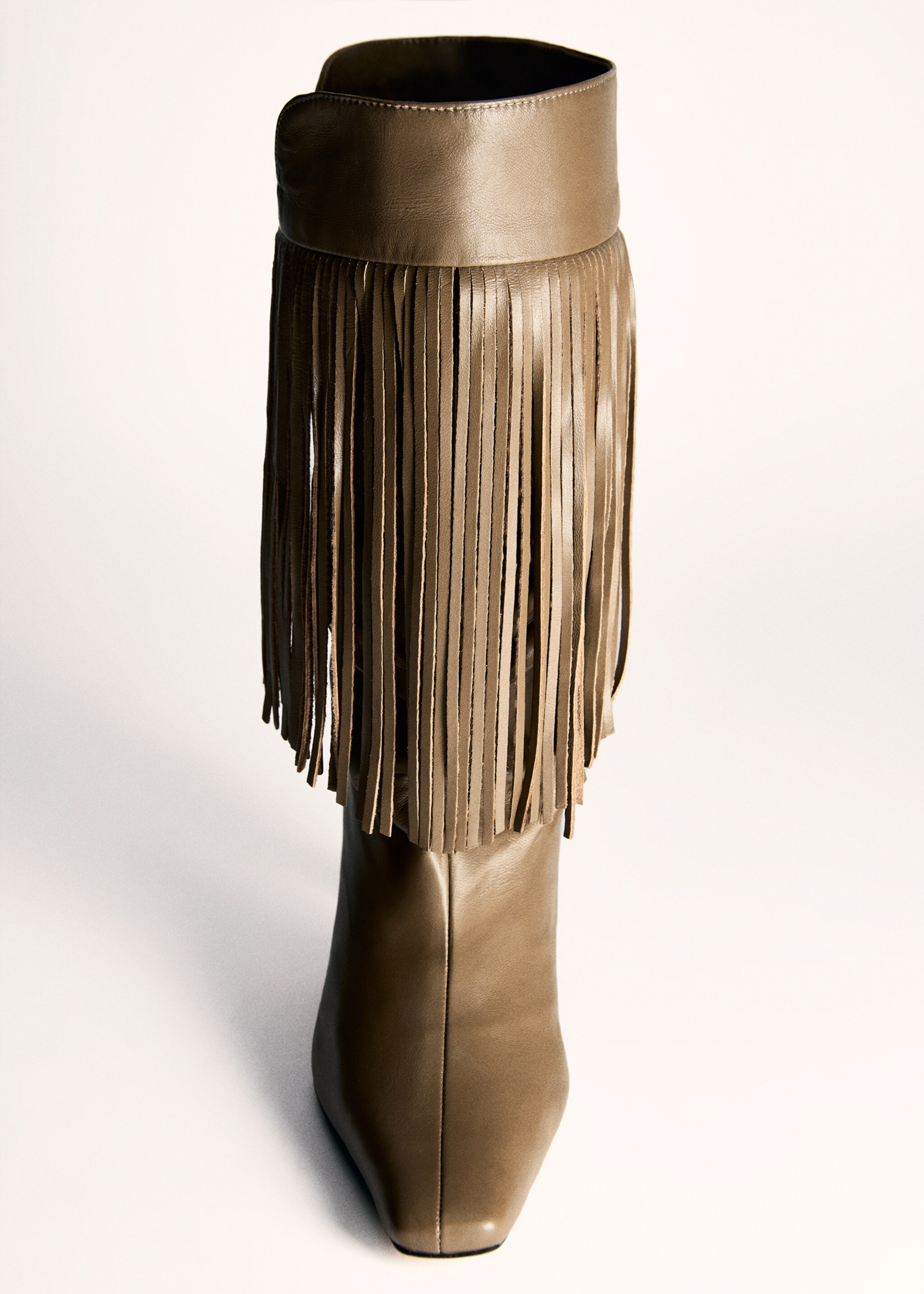 Leather ankle boot with fringe heel - Details of the article 5, Khaki. Ref: 87030257-00.