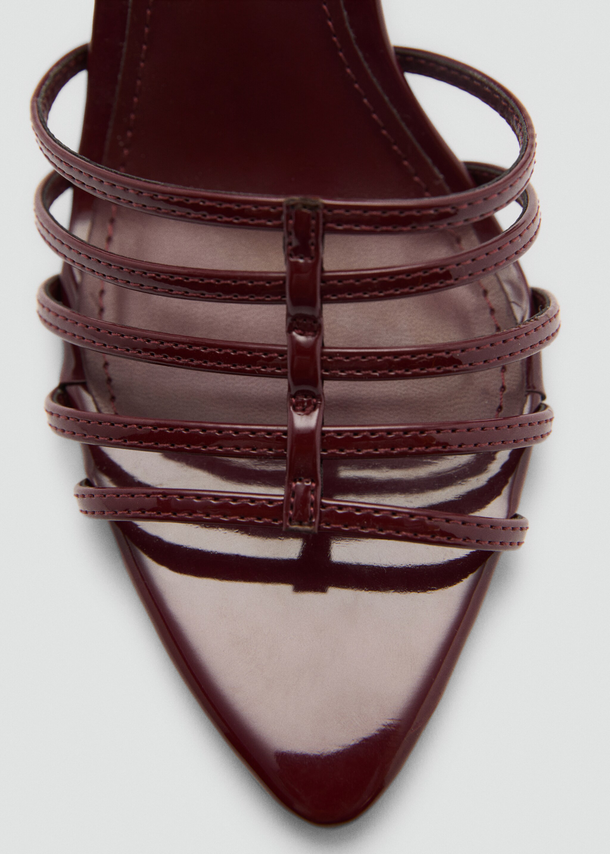 Strappy heeled sandals - Details of the article 2, Burgundy. Ref: 87030268-00.
