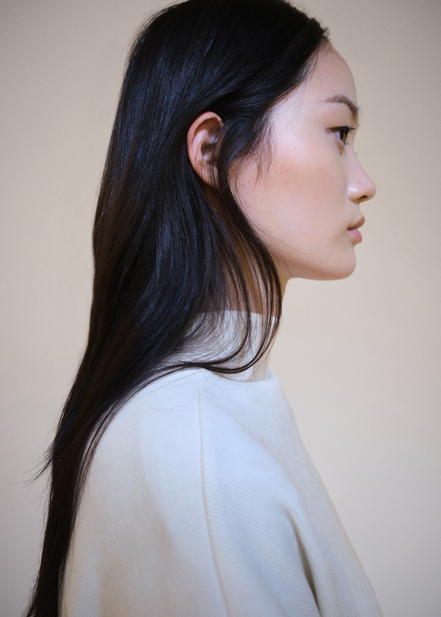 Corduroy sweatshirt with perkins neck - Details of the article 1