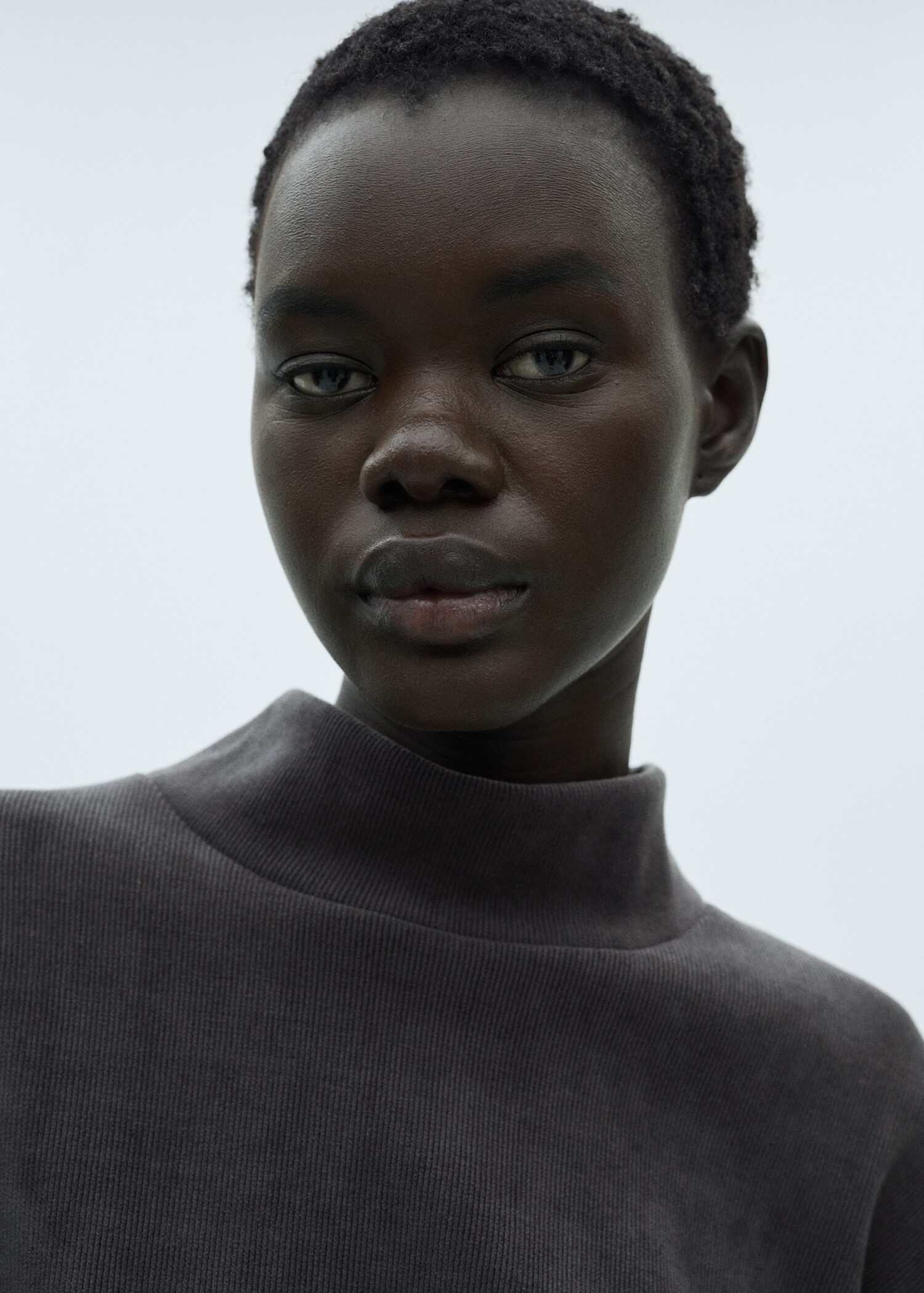 Corduroy sweatshirt with perkins neck - Details of the article 1