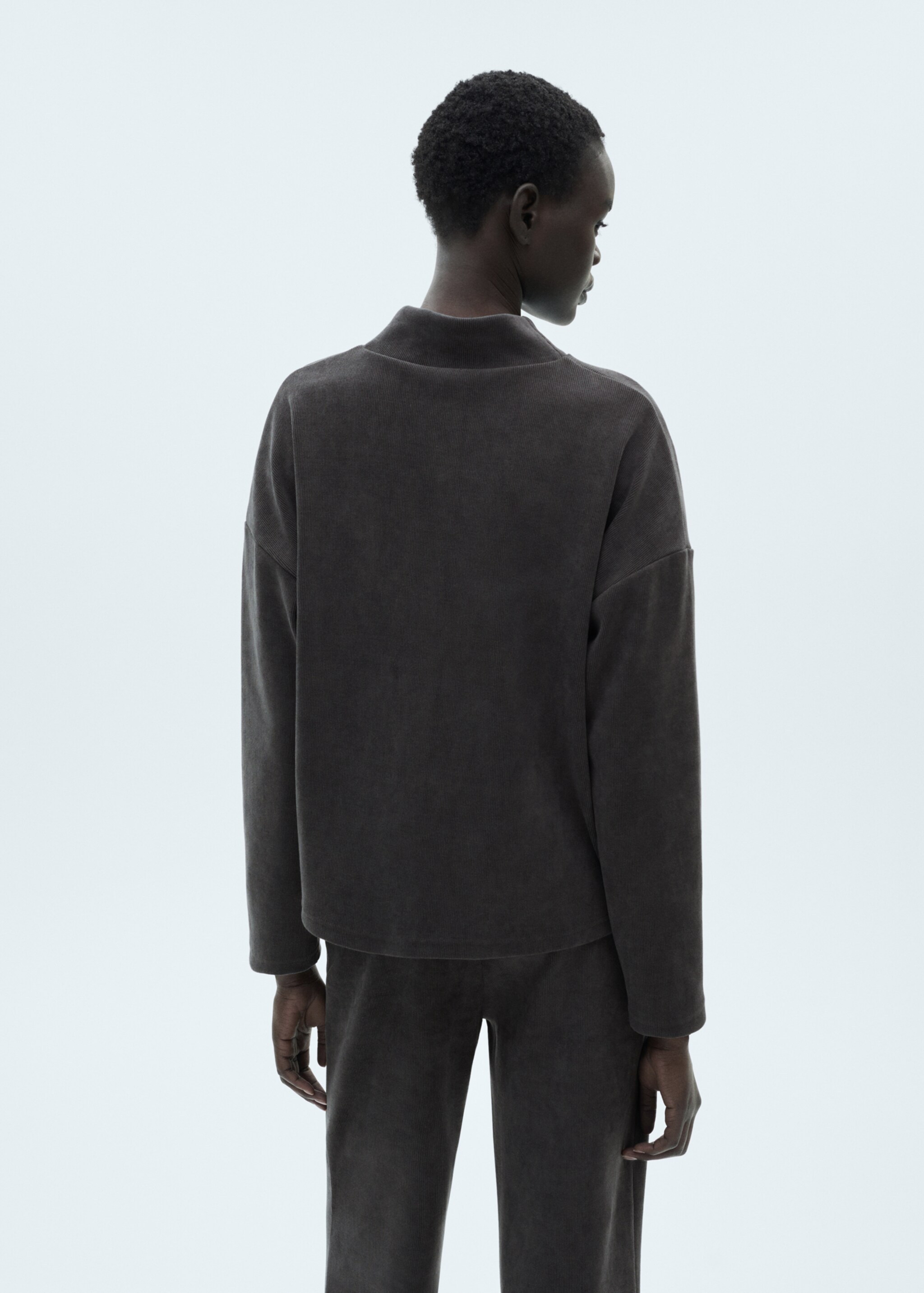 Corduroy sweatshirt with perkins neck - Reverse of the article, Dark Heather Grey. Ref: 87030351-00.