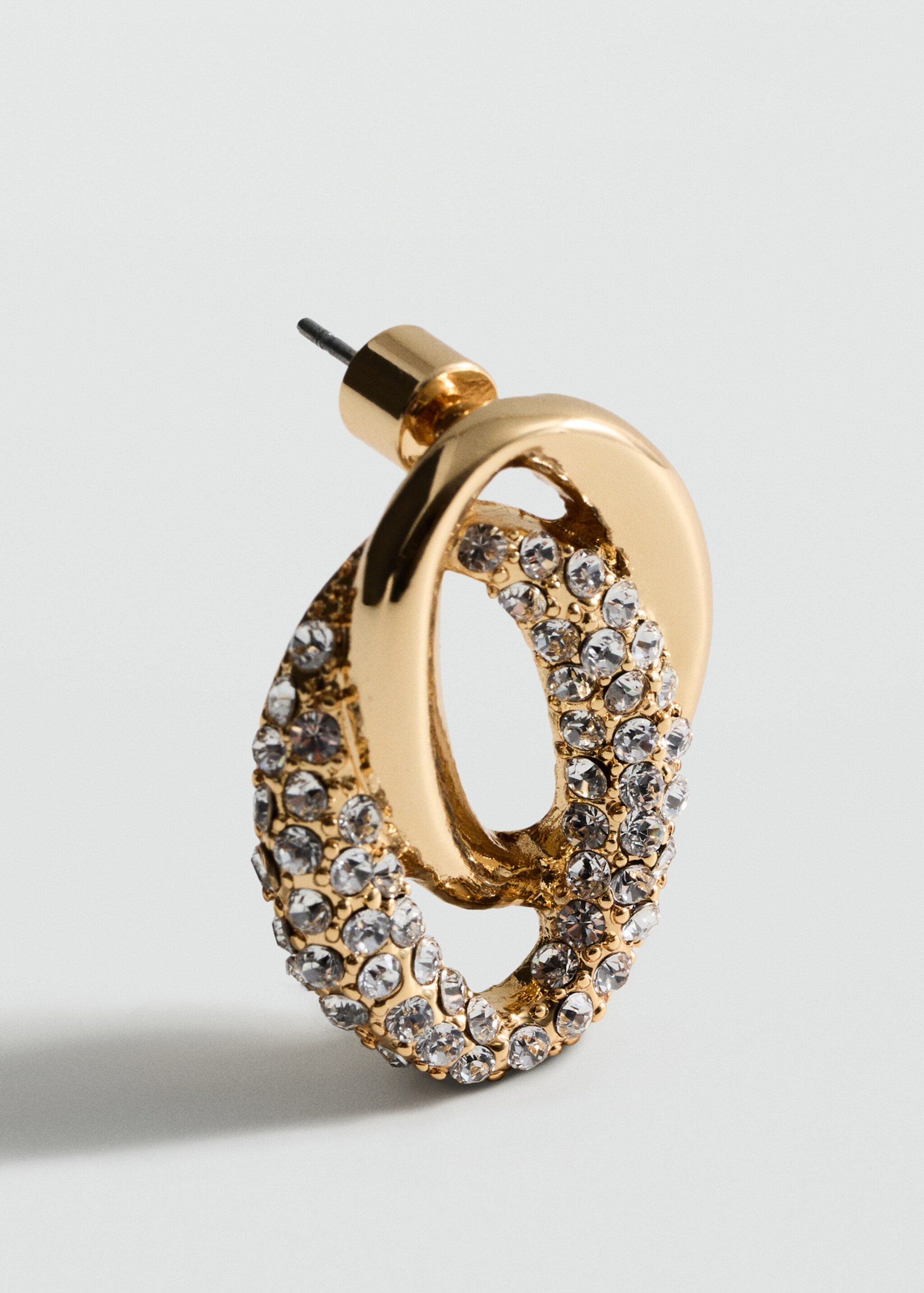 Linked hoop earrings with crystals - Medium plane, Gold. Ref: 87030369-00.