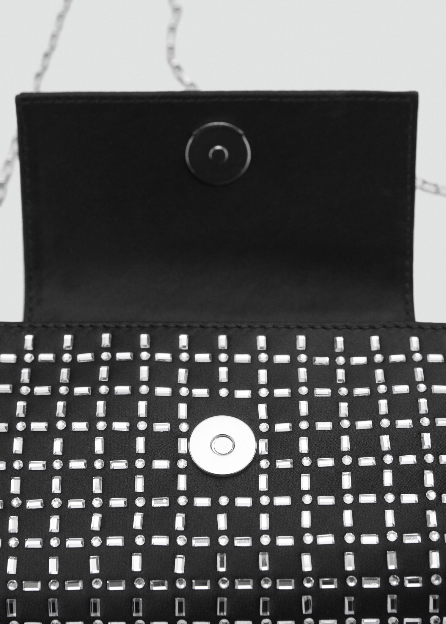 Schultertasche mit Kristallsteinen - Detail des Artikels 2