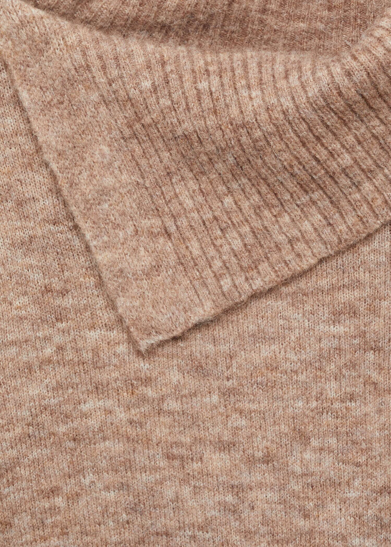 Sweater with wraparound lapel neck - Details of the article 8