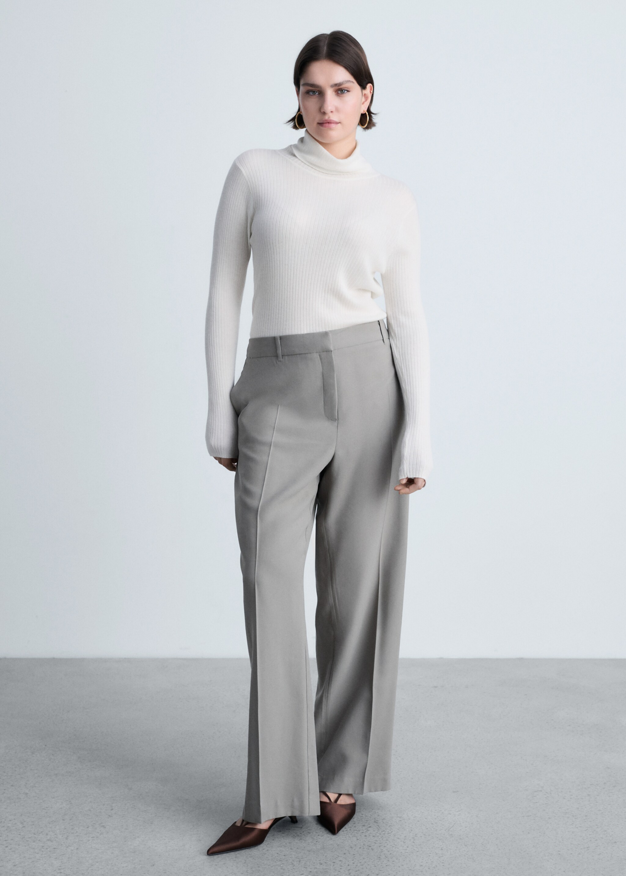 Pull-over laine mélangée col roulé - Détail de l'article 3, Écru. Ref: 87030441-00.