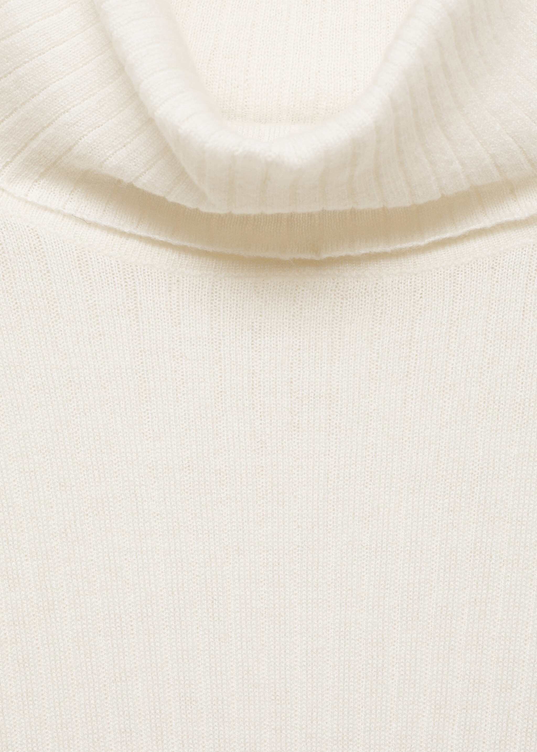 Pull-over laine mélangée col roulé - Détail de l'article 8, Écru. Ref: 87030441-00.