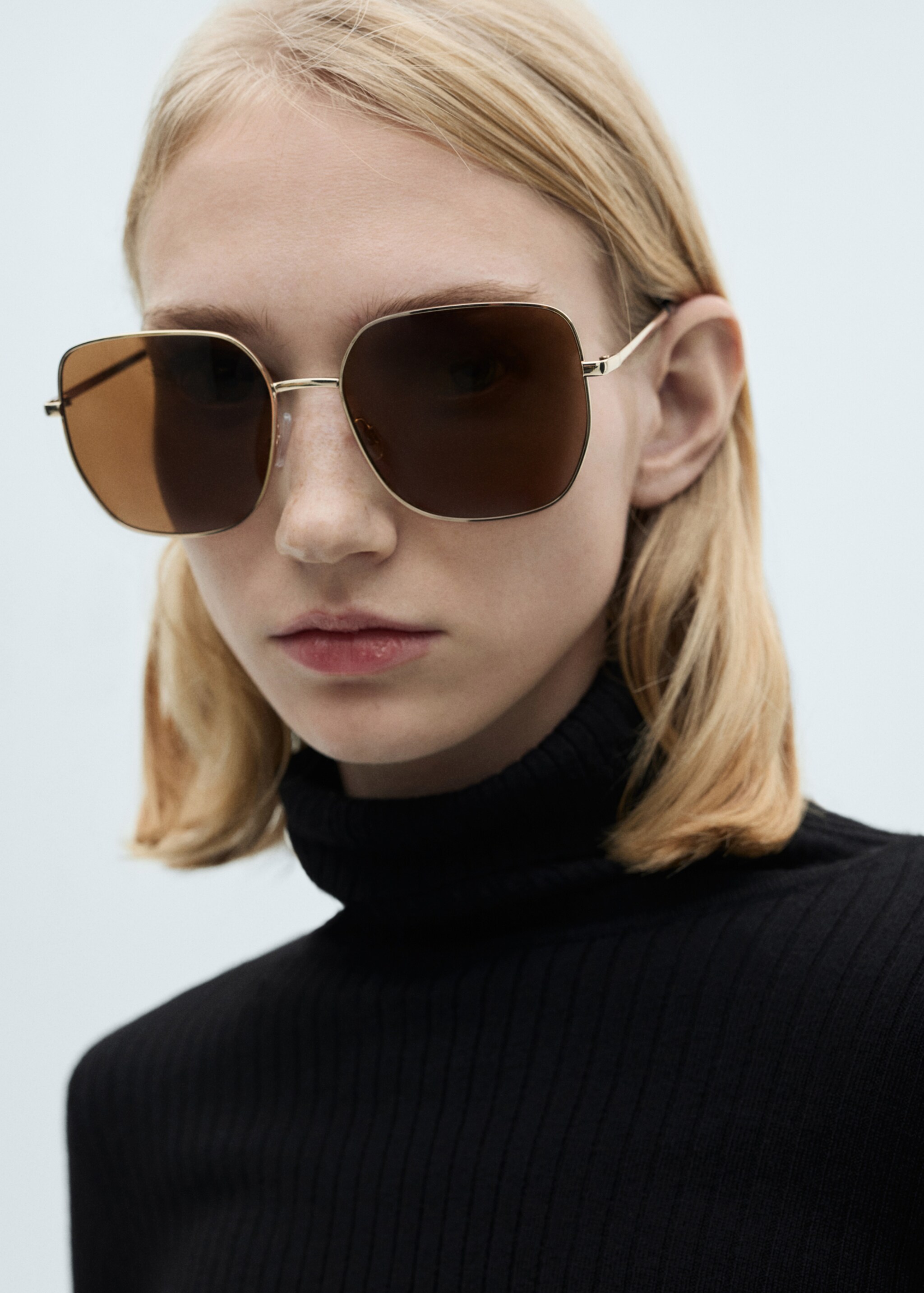 Wool blend turtleneck sweater - Details of the article 1, Black. Ref: 87030441-00.