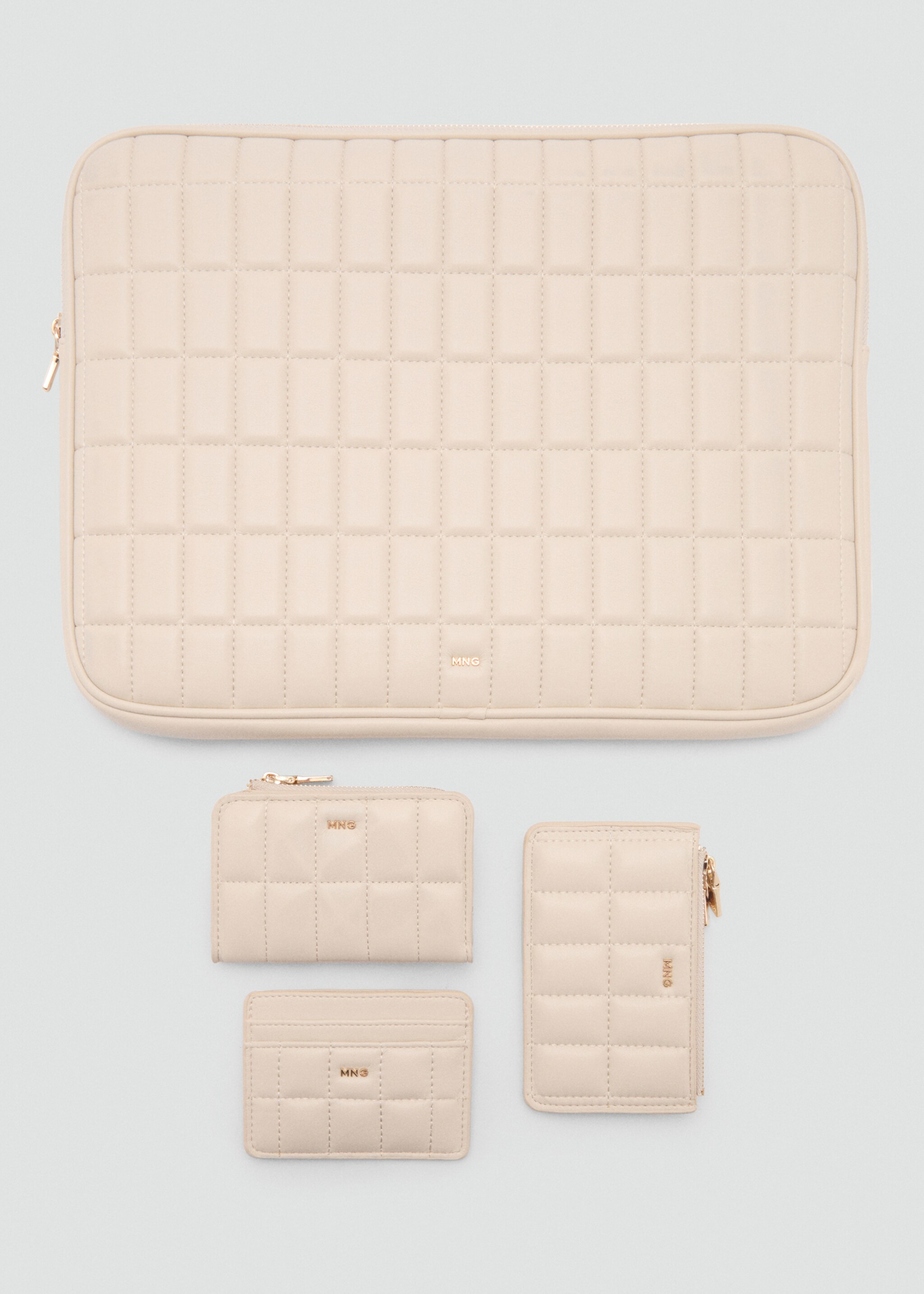 Prošívané pouzdro na karty s logem - Detail zboží 3, Šedobílá. Ref: 87030442-00.