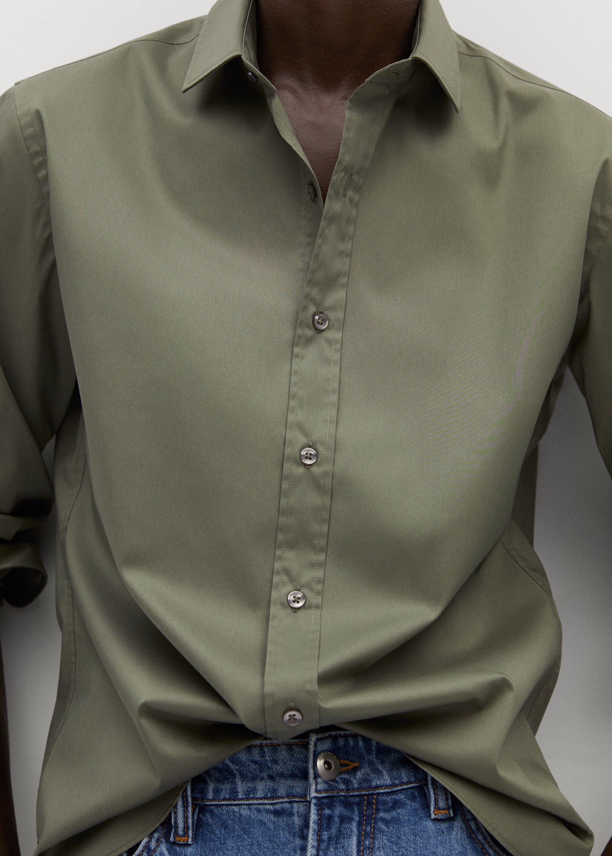 Slim fit cotton shirt - Details of the article 1