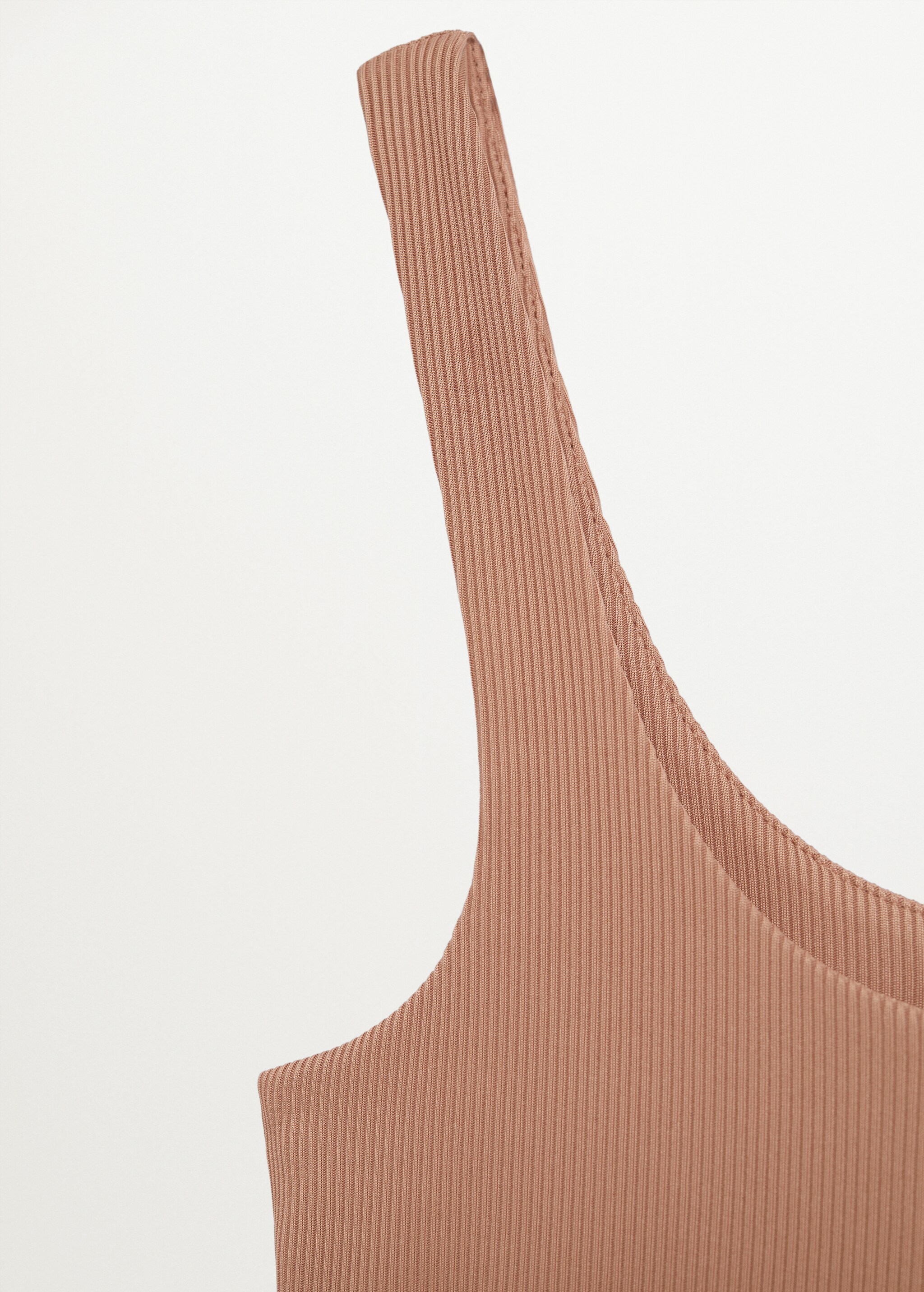Top canalé - Detalle del artículo 8