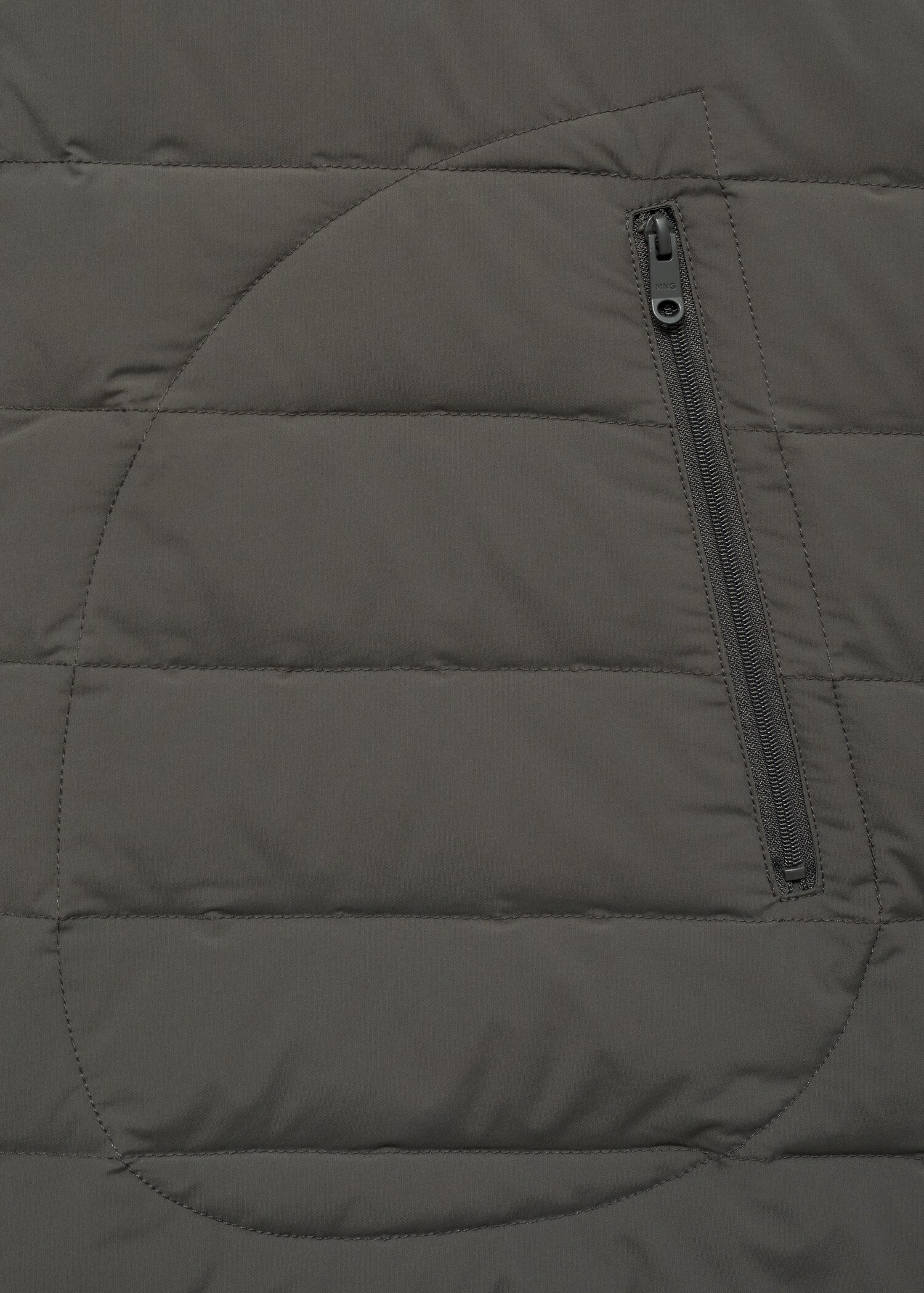 Quilted waistcoat with down and feather filling - Details of the article 0