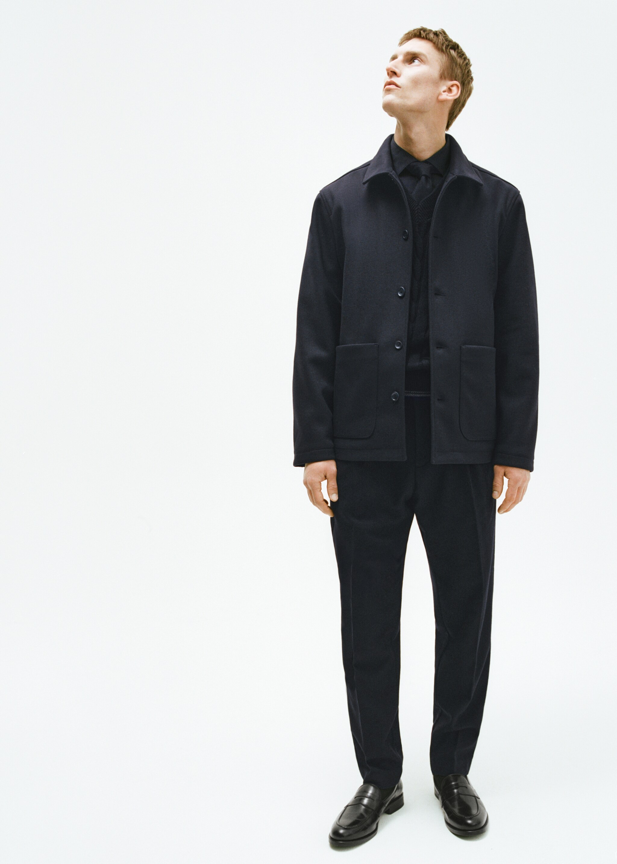 Bundfaltenhose aus Wollflanell - Detail des Artikels 5, Dunkles Marineblau. Ref: 87030577-00.