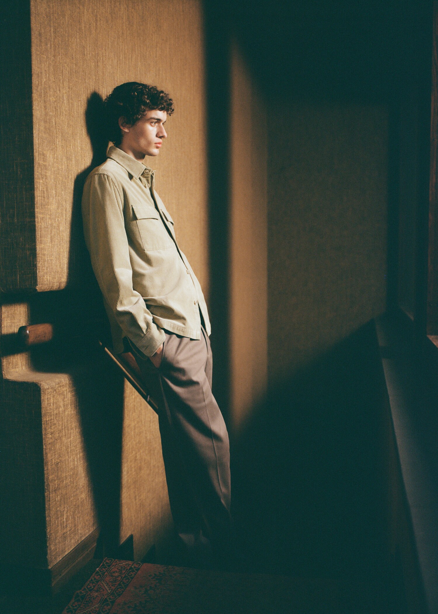 Pantalon à pinces et à revers - Détail de l'article 3