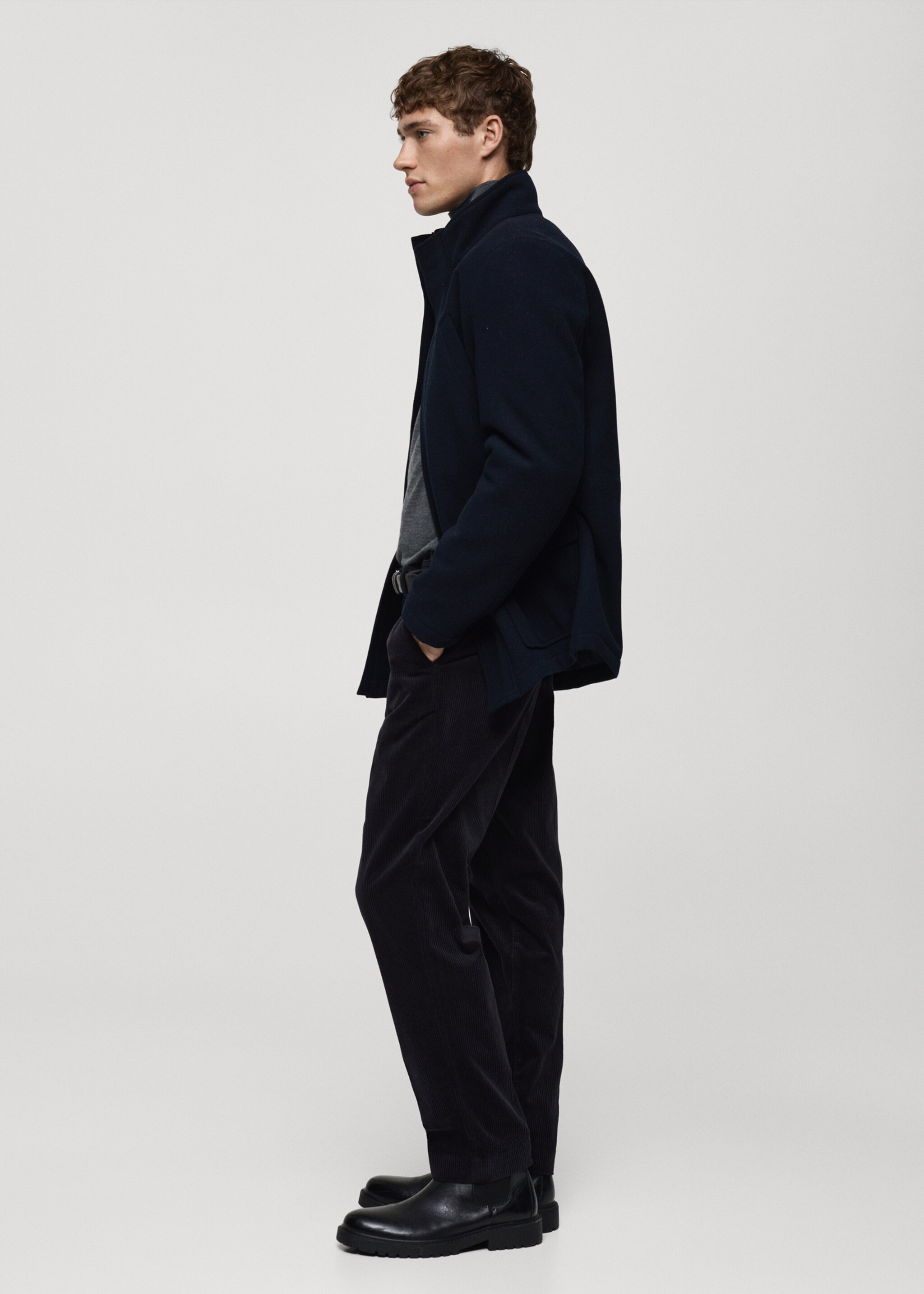 Regular Fit-Cordhose - Detail des Artikels 2, Dunkles Marineblau. Ref: 87030581-00.