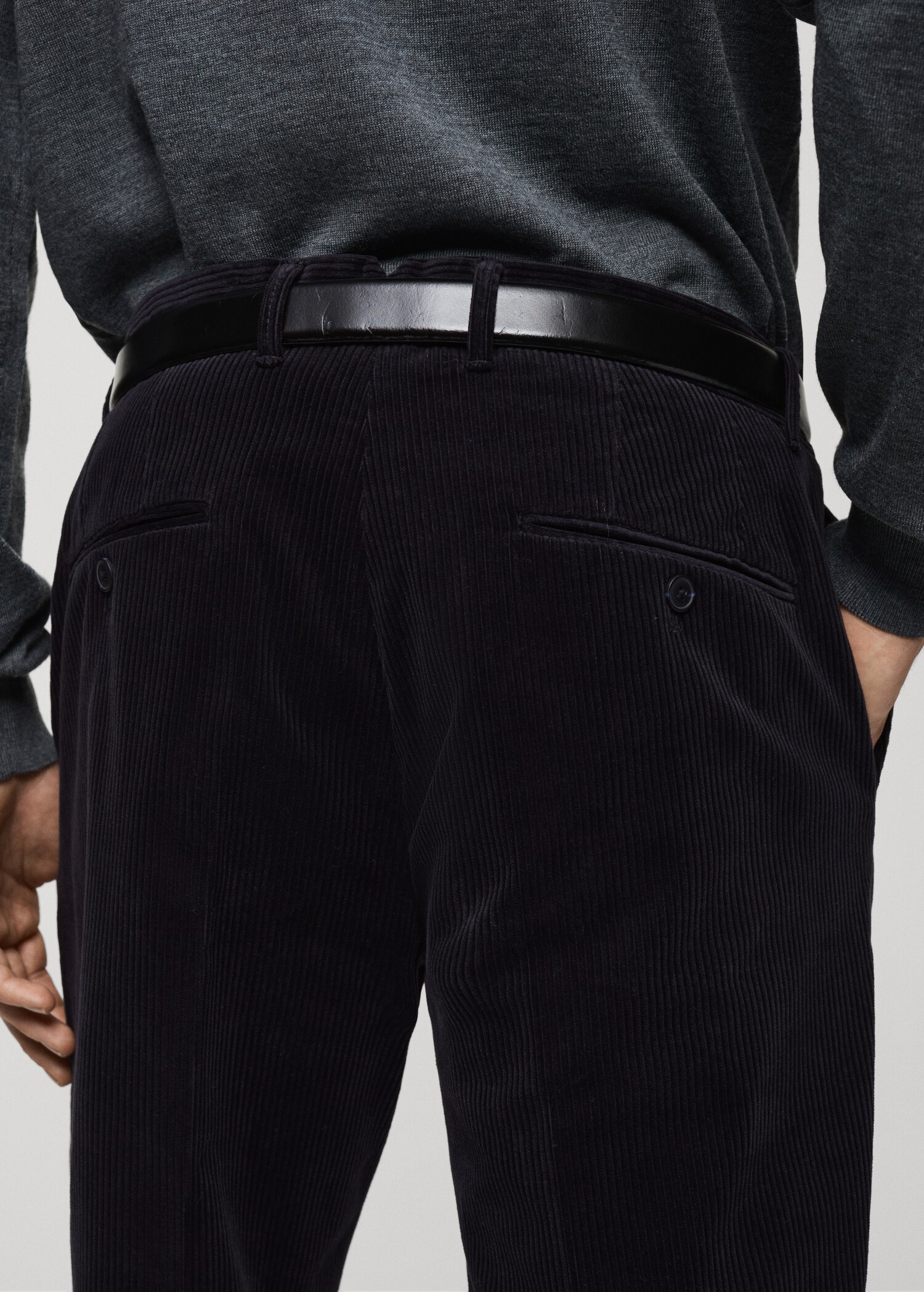 Corduroy regular-fit trousers - Details of the article 6