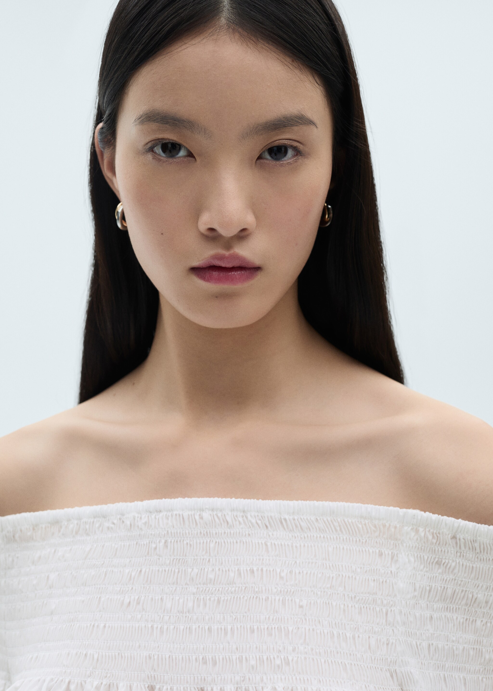 Gathered off-the-shoulder blouse - Details of the article 1, White. Ref: 87030583-00.