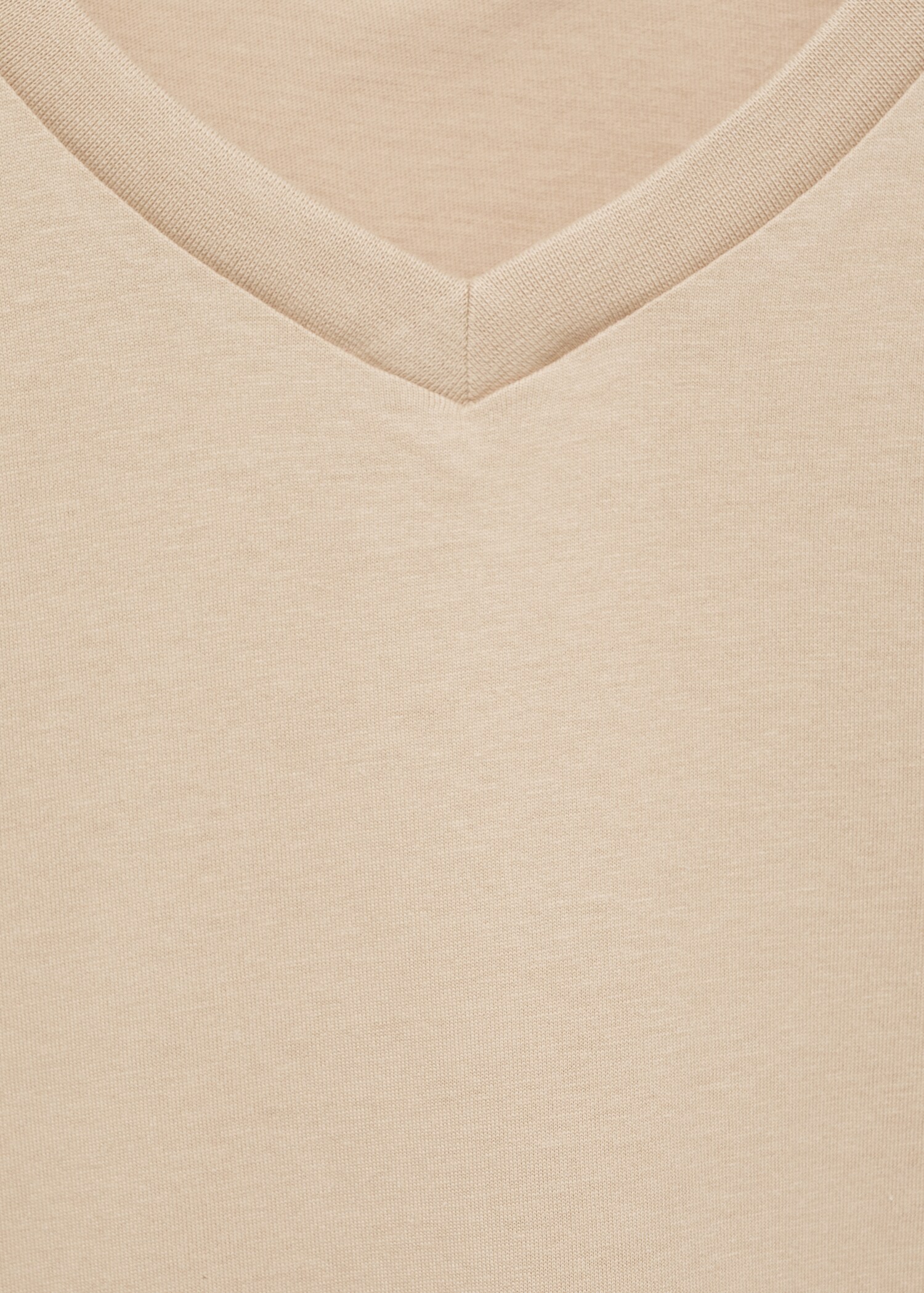 100% cotton slim-fit V-neck t-shirt - Details of the article 8