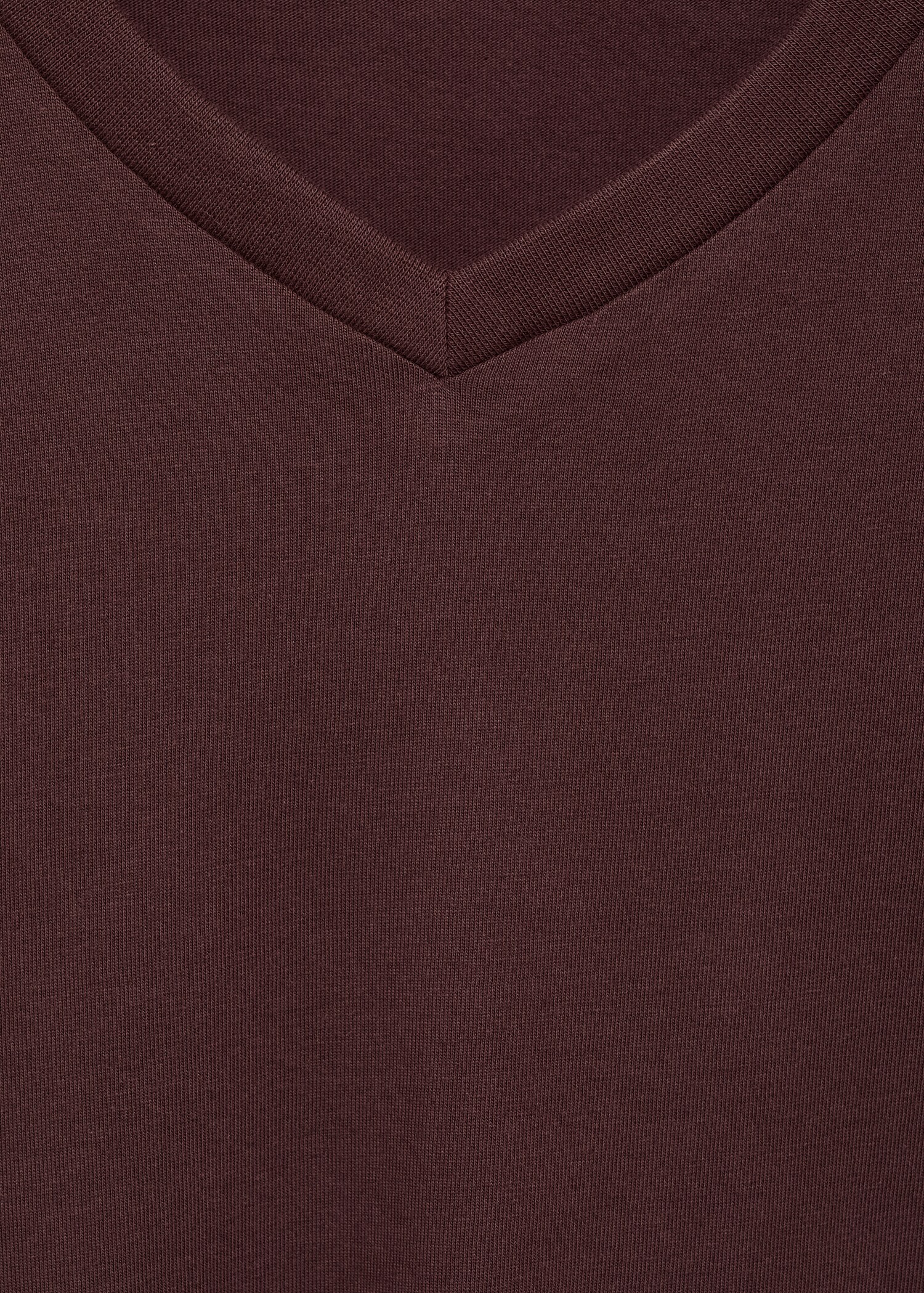 100% cotton slim-fit V-neck t-shirt - Details of the article 8