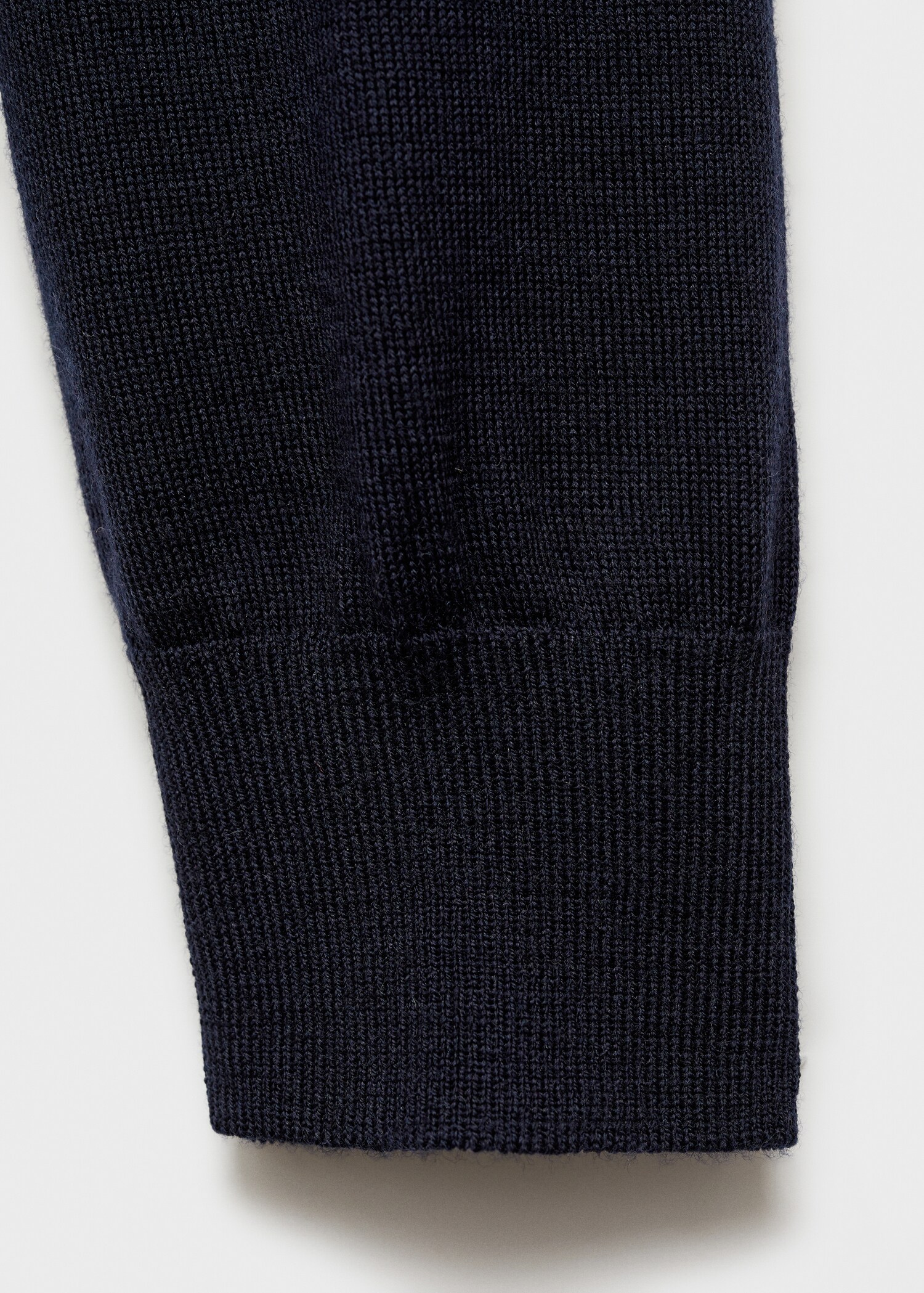 100% merino wool cardigan - Details of the article 0