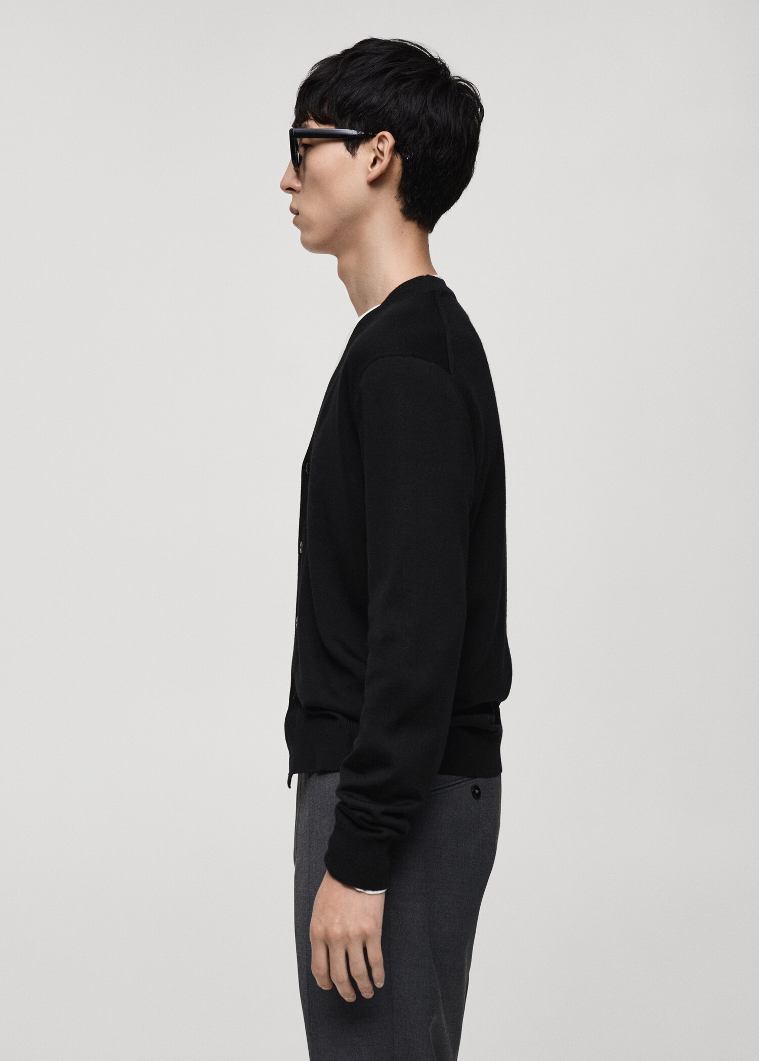 100% merino wool cardigan - Details of the article 2