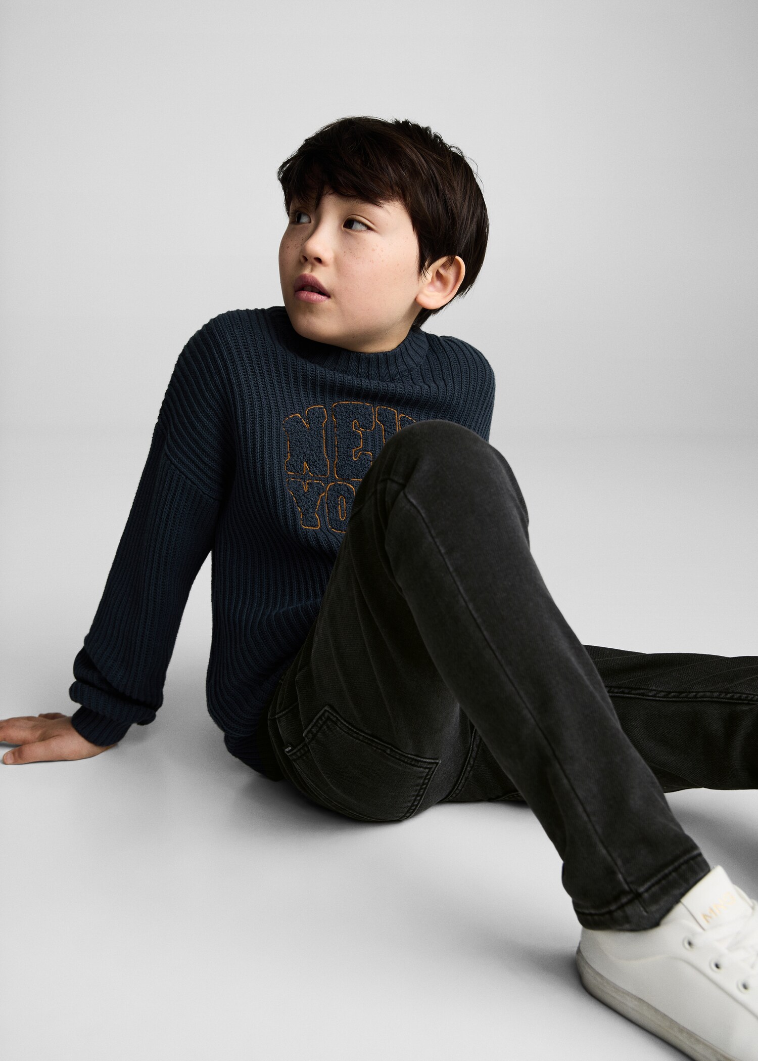 Drawstring waist jeans - Details of the article 2