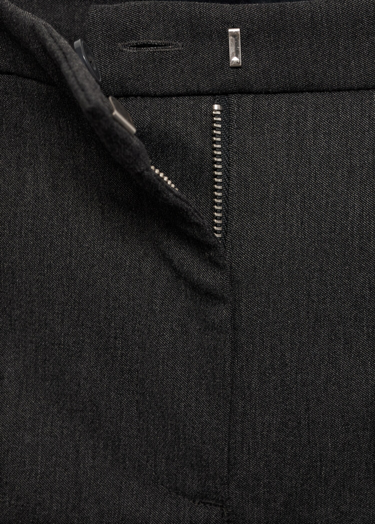Crop skinny trousers - Details of the article 0
