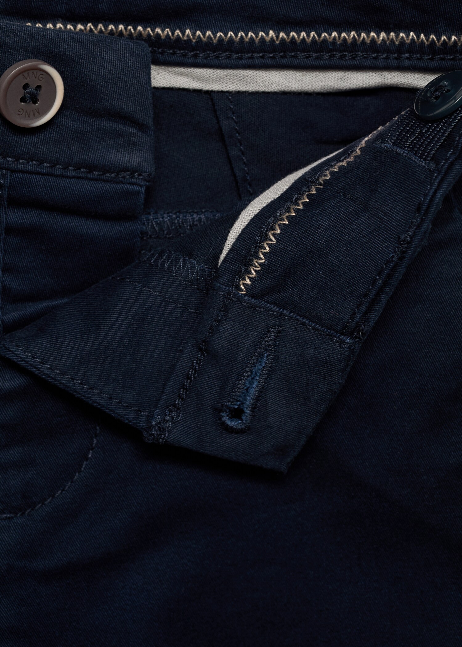 Cotton chinos - Details of the article 8