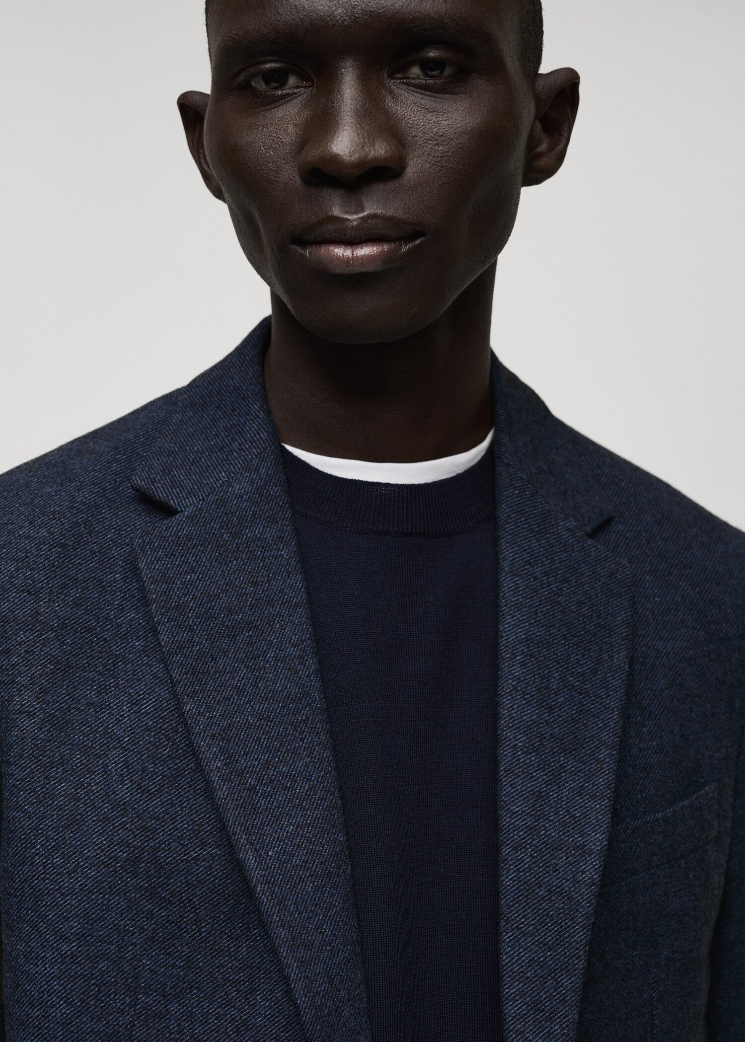 Slim-Fit-Blazer aus Wollgemisch - Detail des Artikels 1