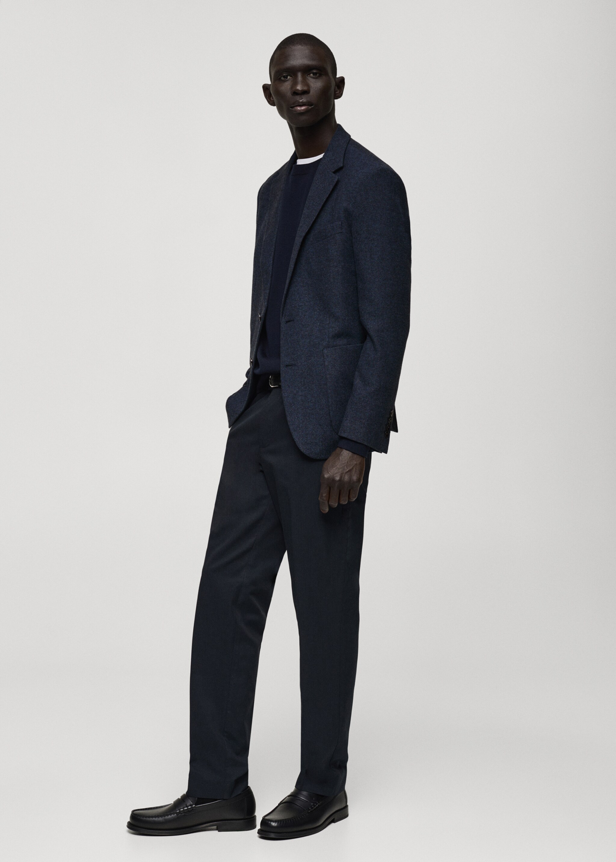 Slim-Fit-Blazer aus Wollgemisch - Detail des Artikels 2, Blau. Ref: 87030632-00.