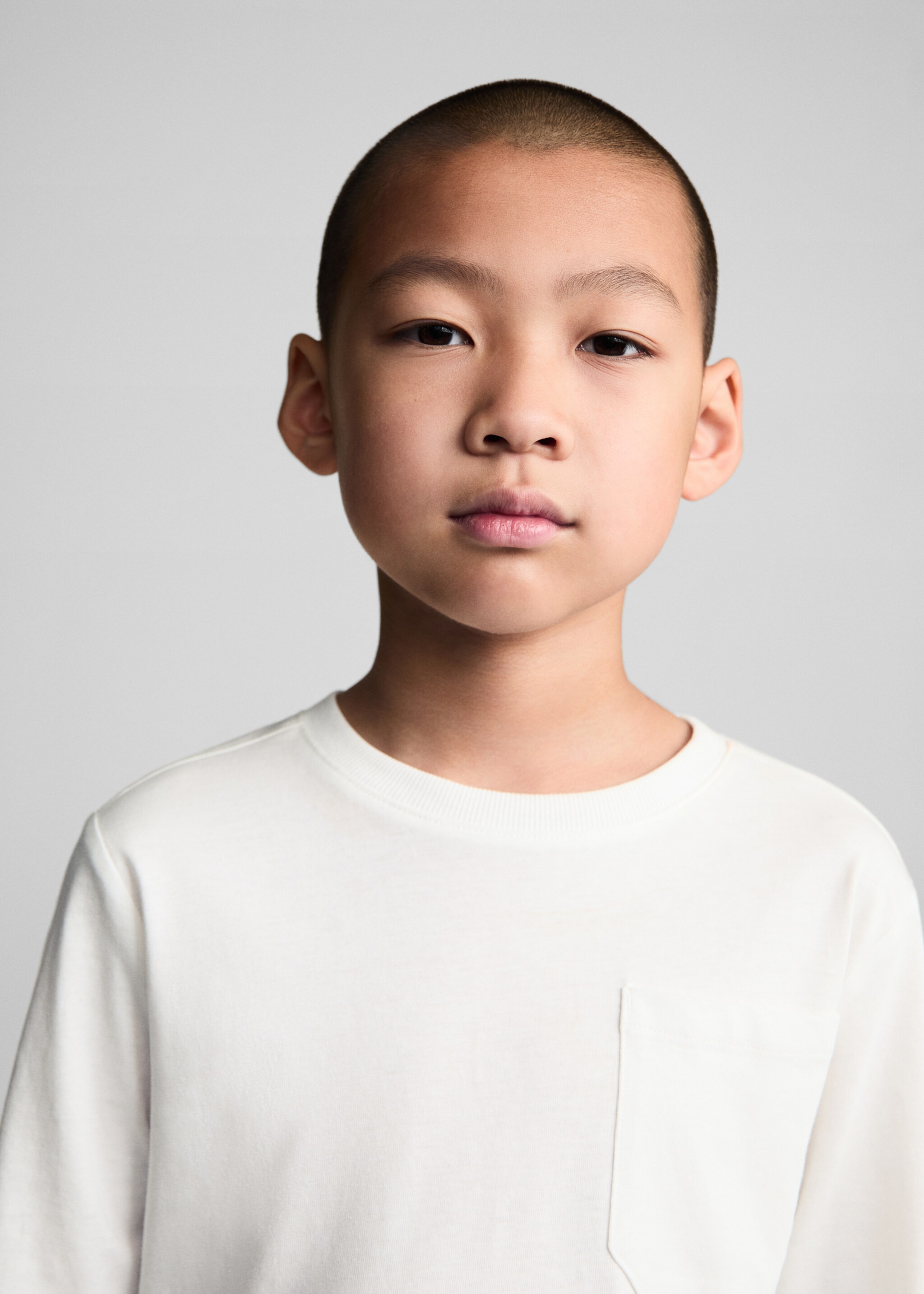 Basic T-shirt - Details of the article 1, Off White. Ref: 87030649-00.