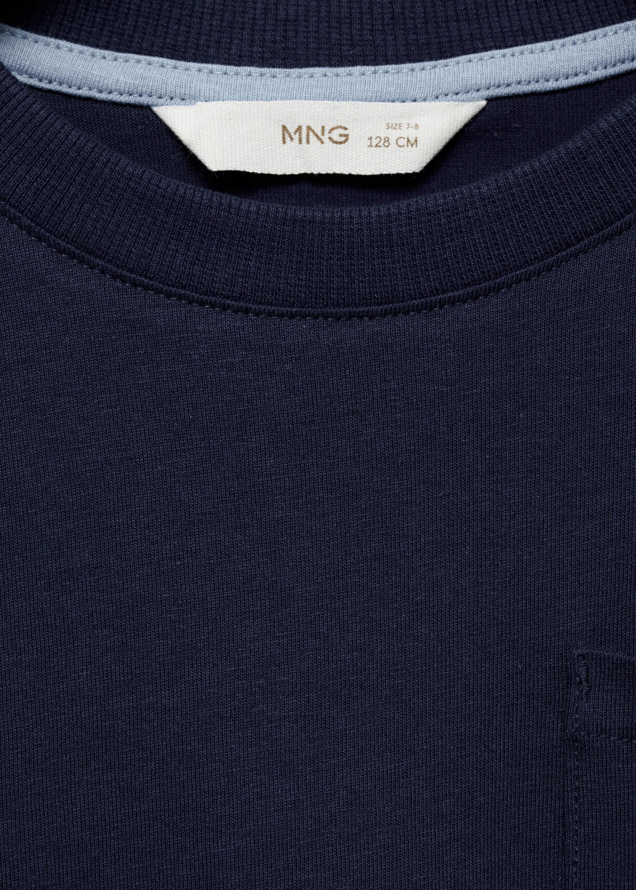 Basic T-shirt - Details of the article 8, Dark Navy. Ref: 87030649-00.