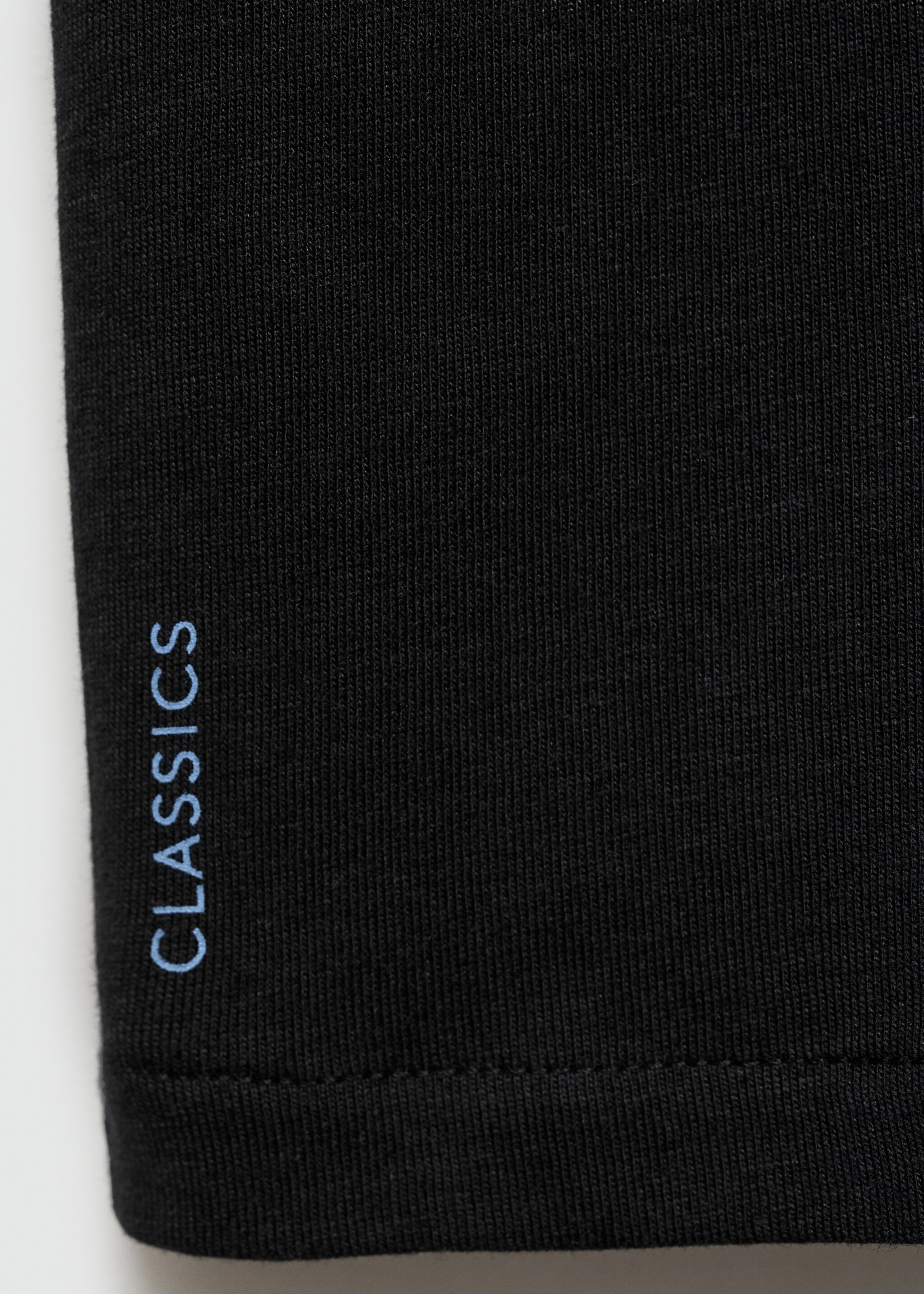 Basic T-shirt - Details of the article 0, Black. Ref: 87030649-00.