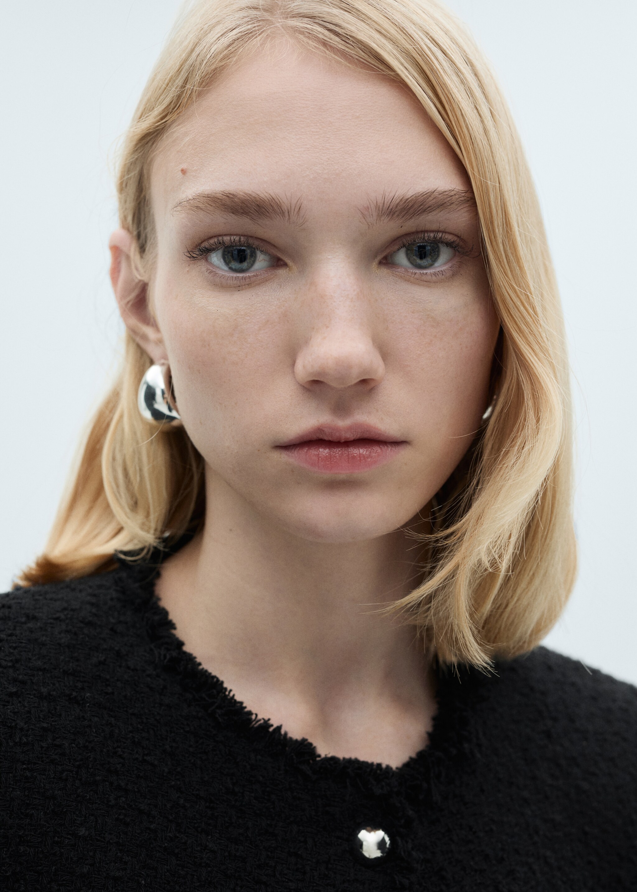 Veste tweed boutons bijoux - Détail de l'article 1, Noir. Ref: 87030653-00.