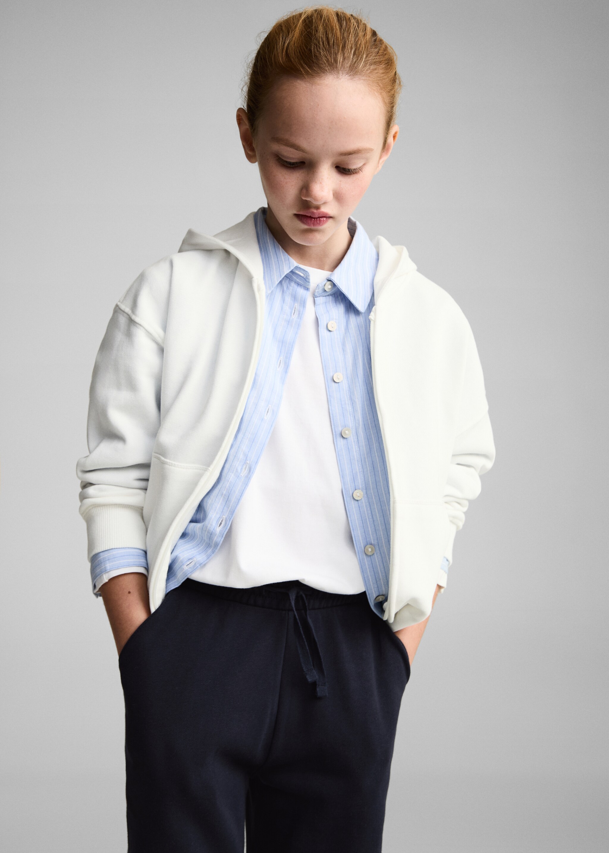 Cotton jogger-style trousers - Medium plane, Dark Navy. Ref: 87031046-00.