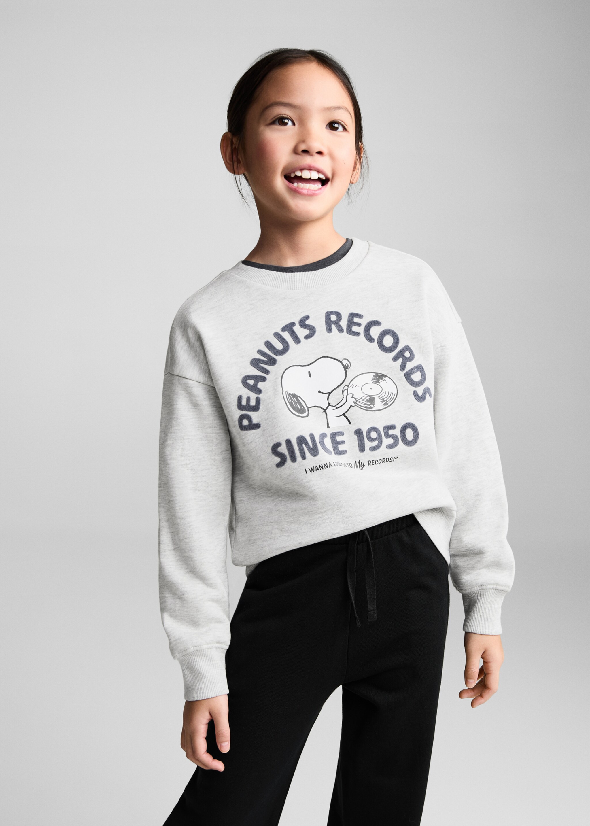 Cotton jogger-style trousers - Medium plane, Black. Ref: 87031046-00.