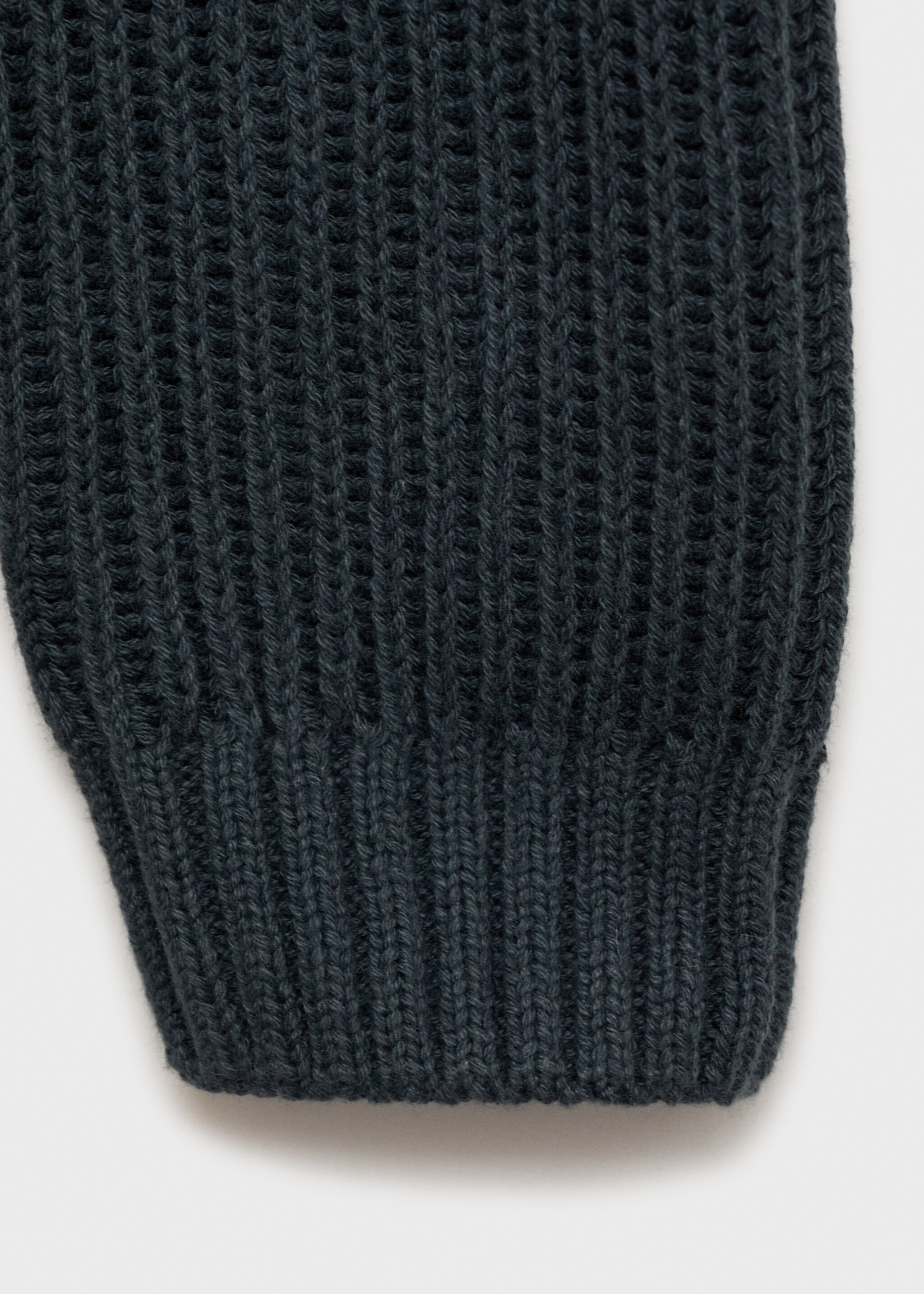 Message knitted sweater - Details of the article 0, Petrol Blue. Ref: 87031053-00.
